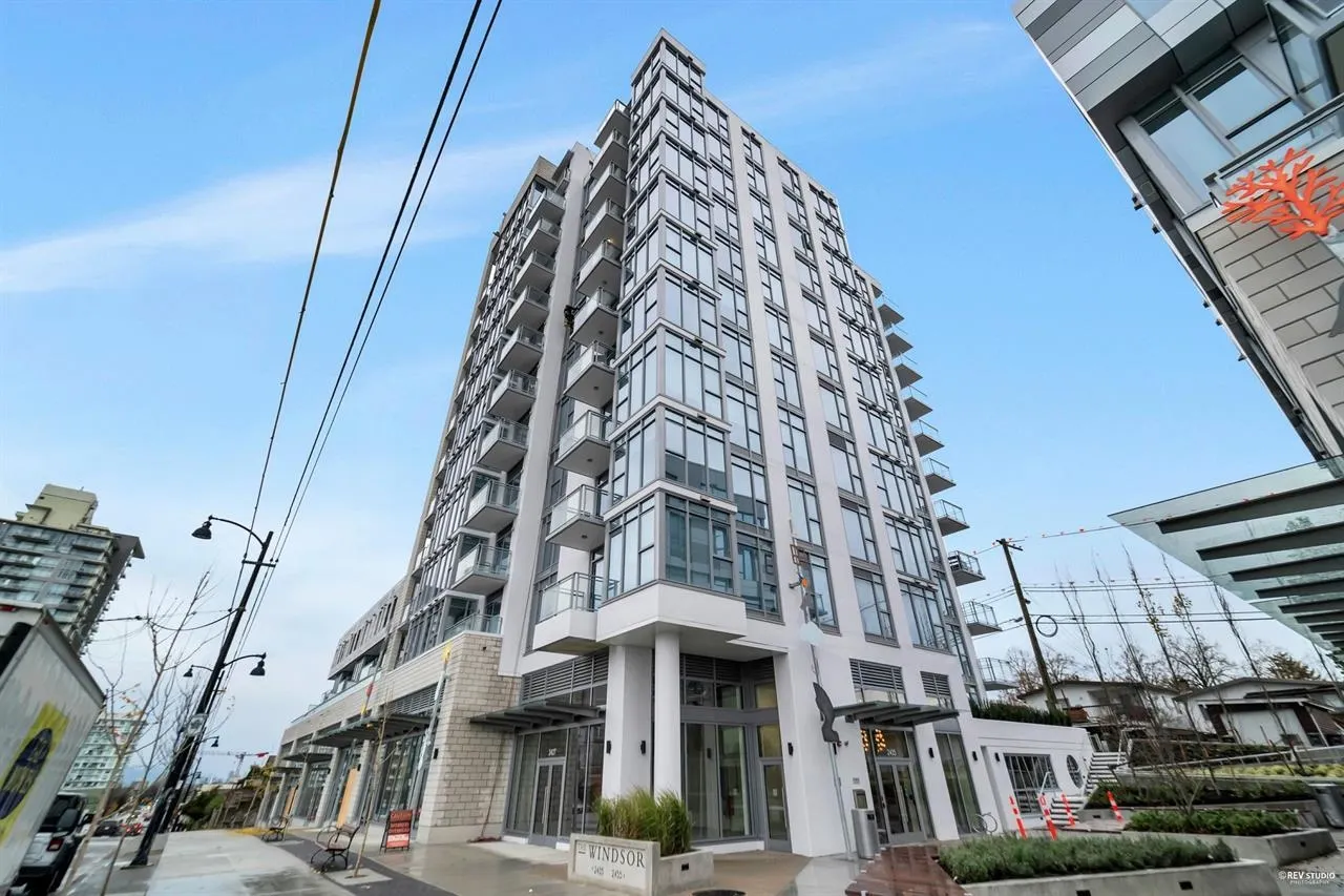 2435 Kingsway #316
