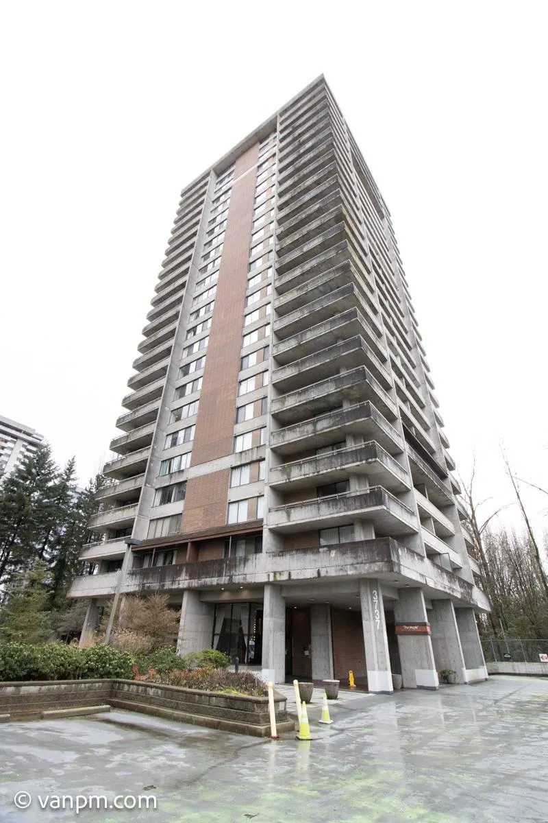 3737 Bartlett Court #304