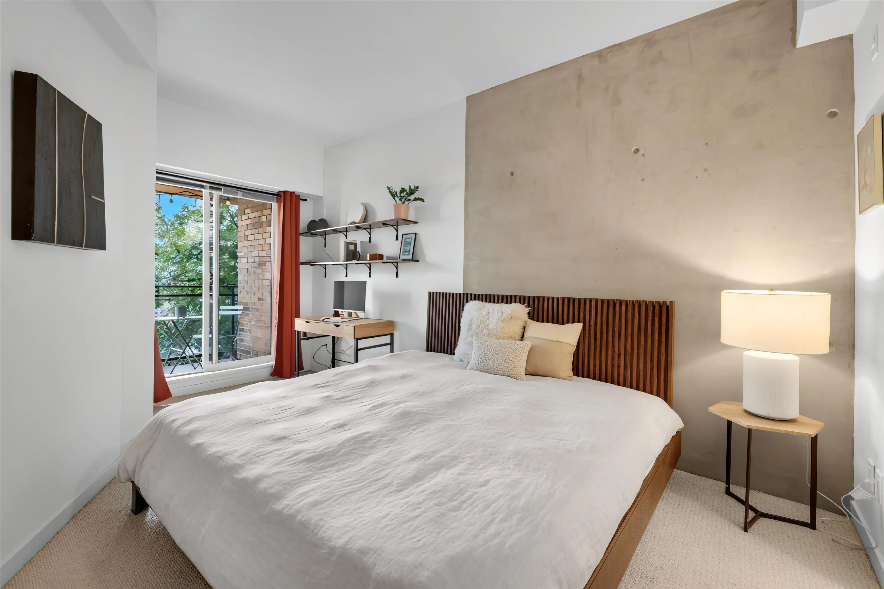 2715 Spring Street #103