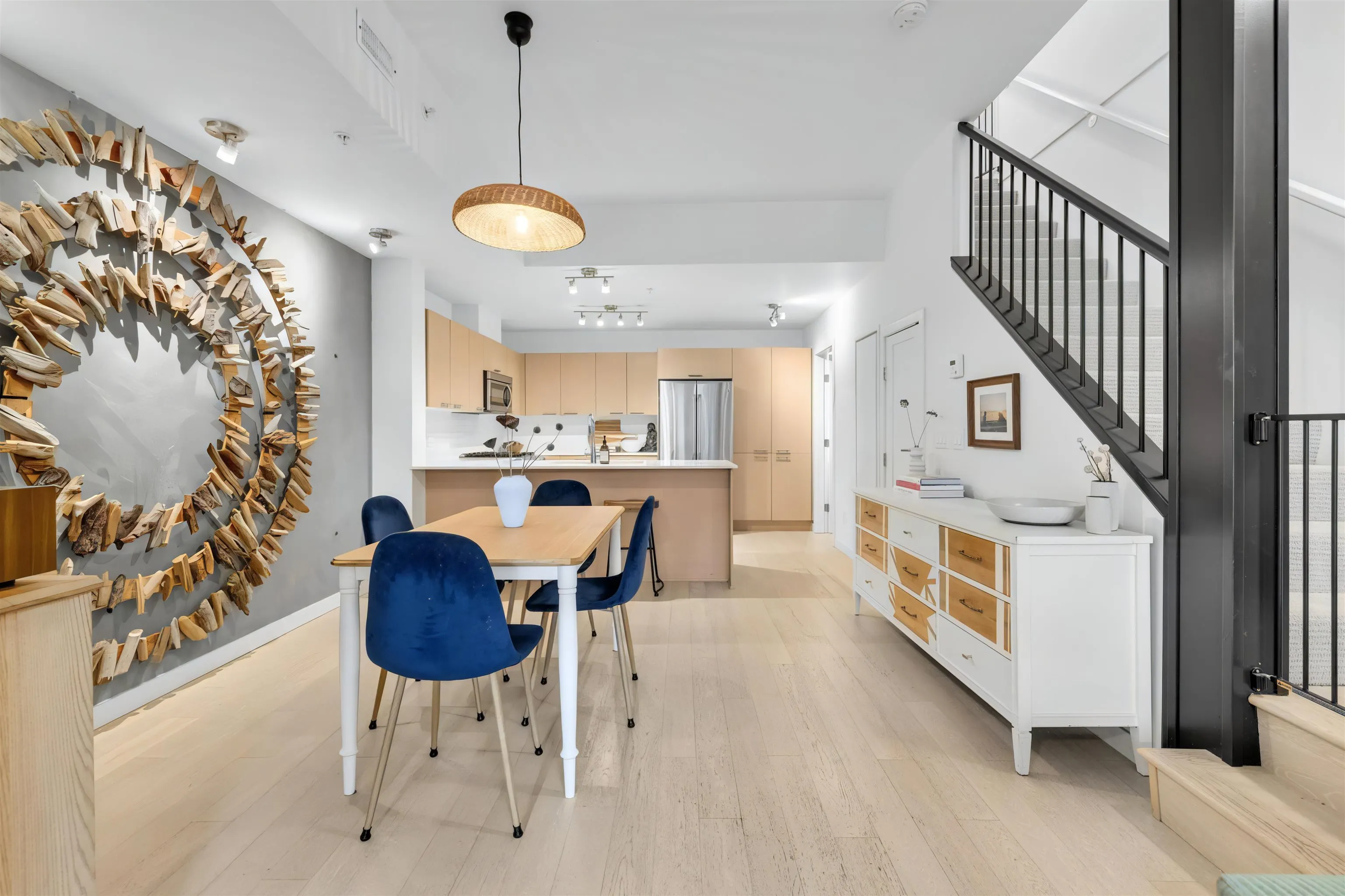 2715 Spring Street #103