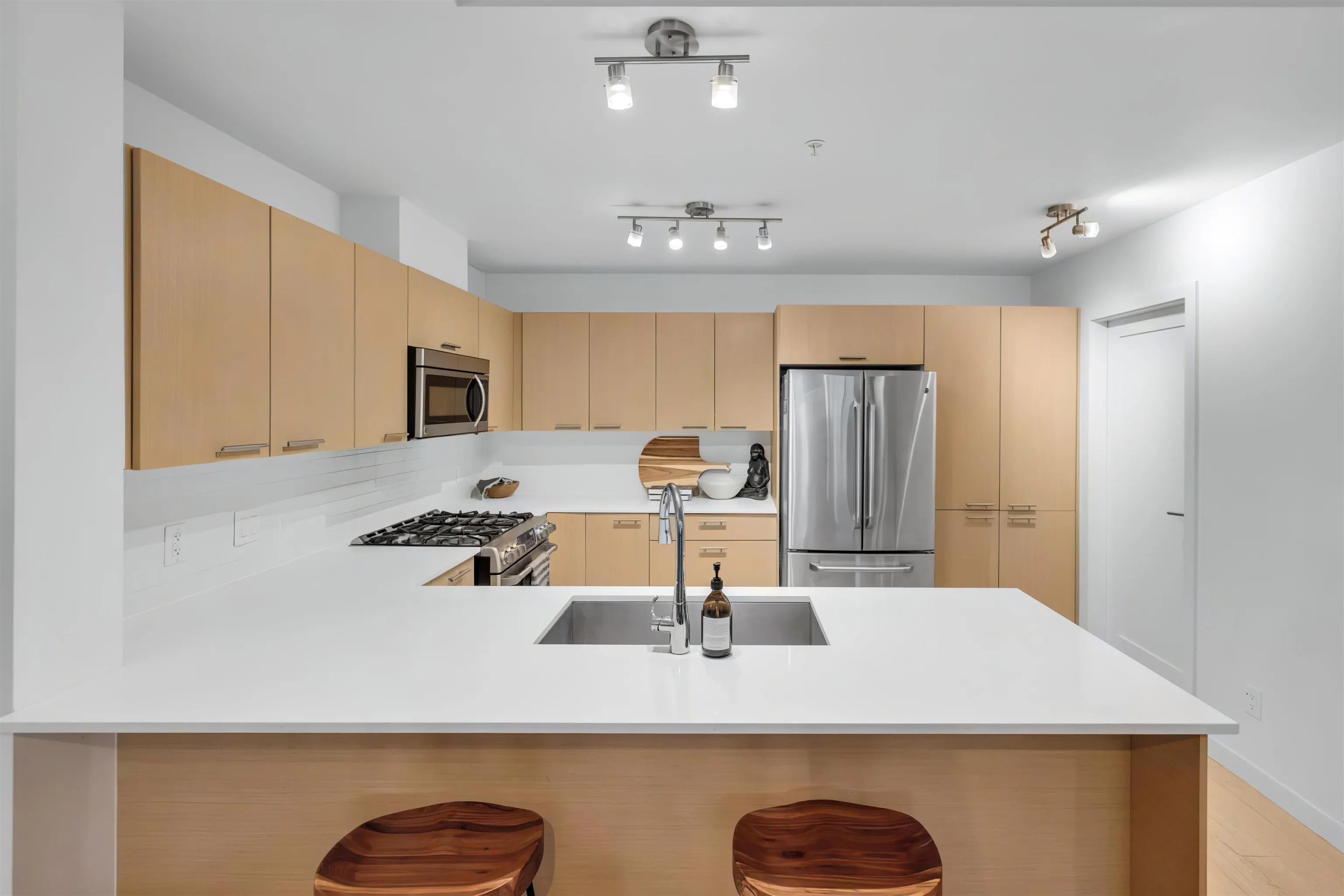 2715 Spring Street #103