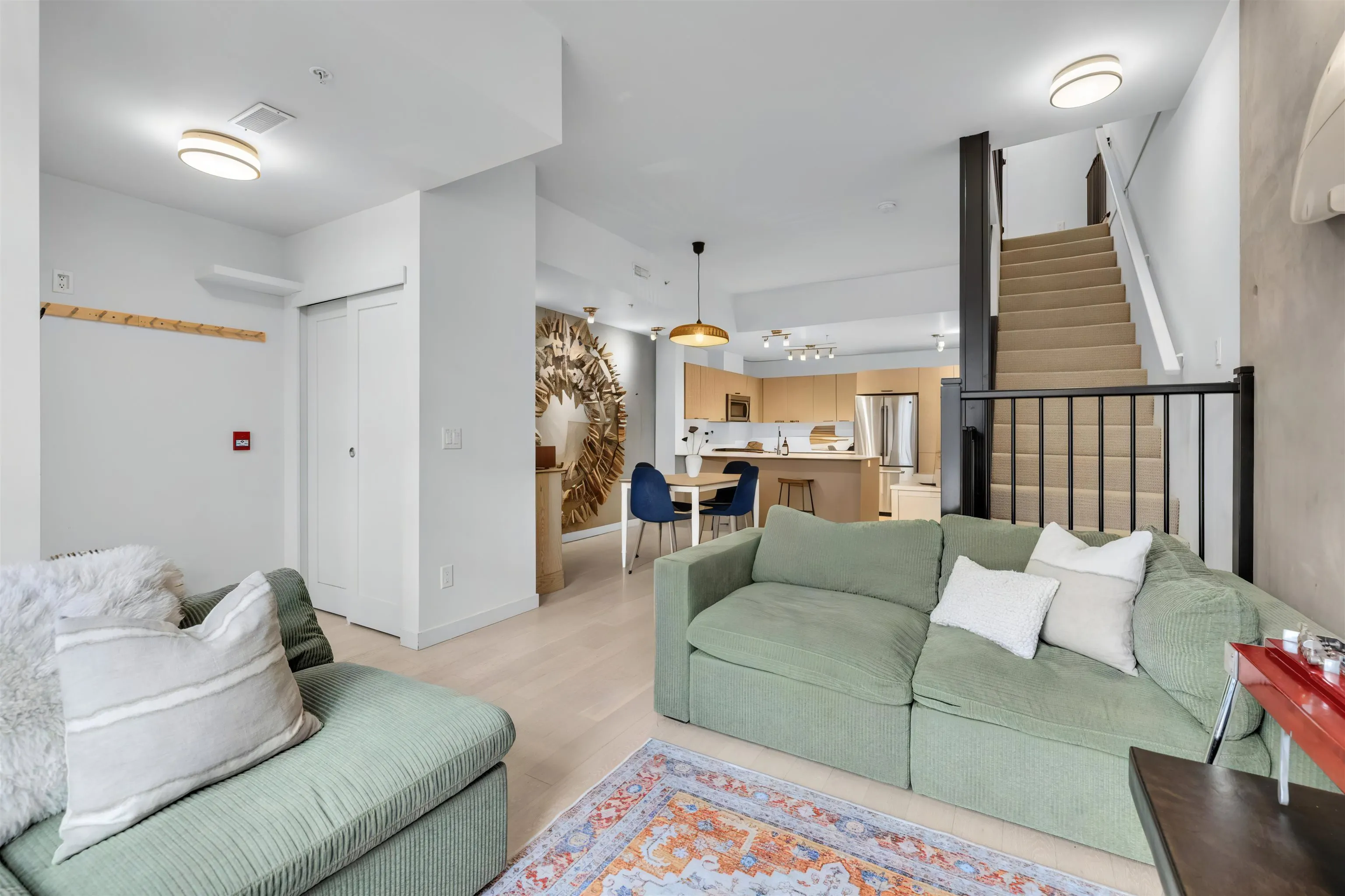 2715 Spring Street #103