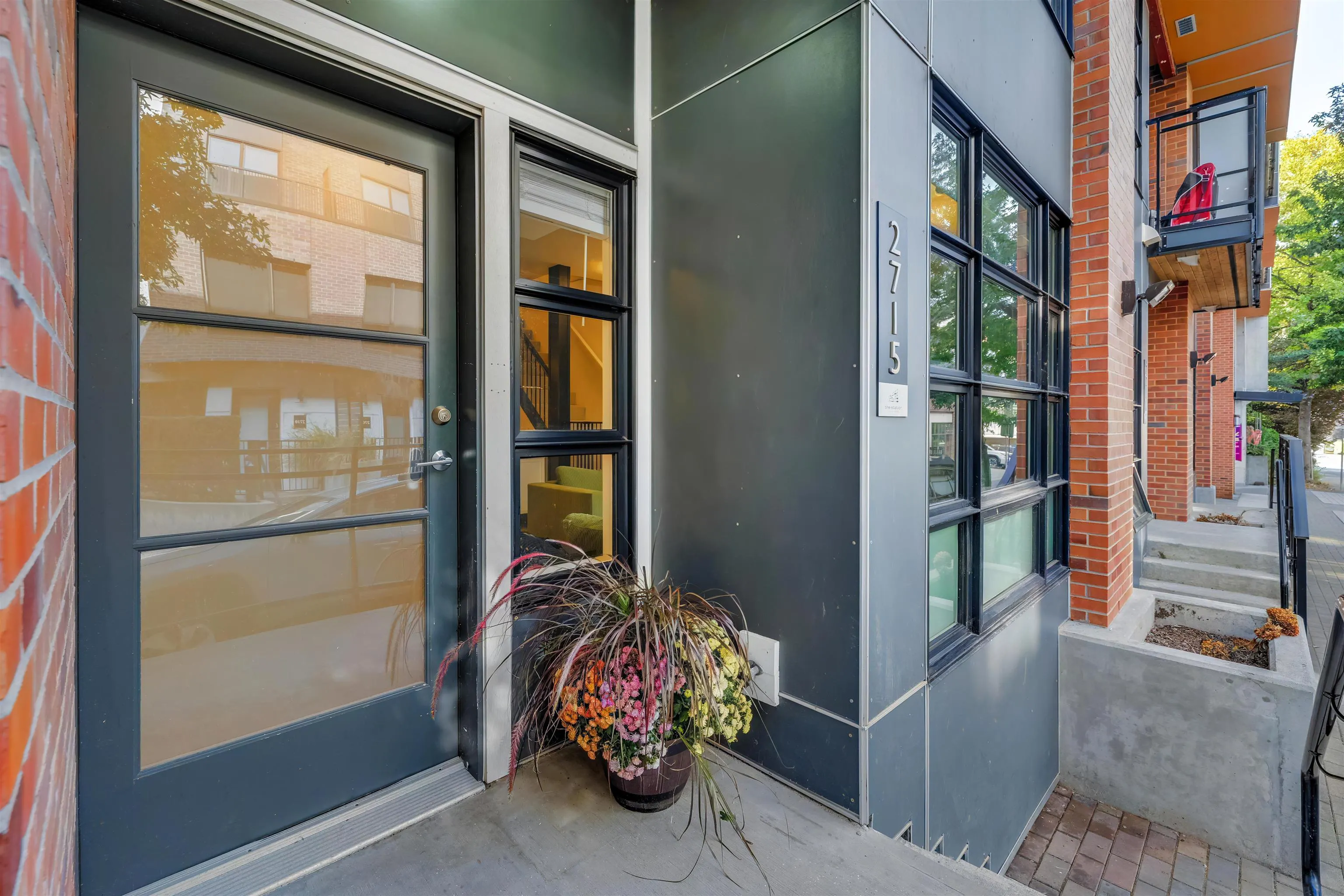 2715 Spring Street #103