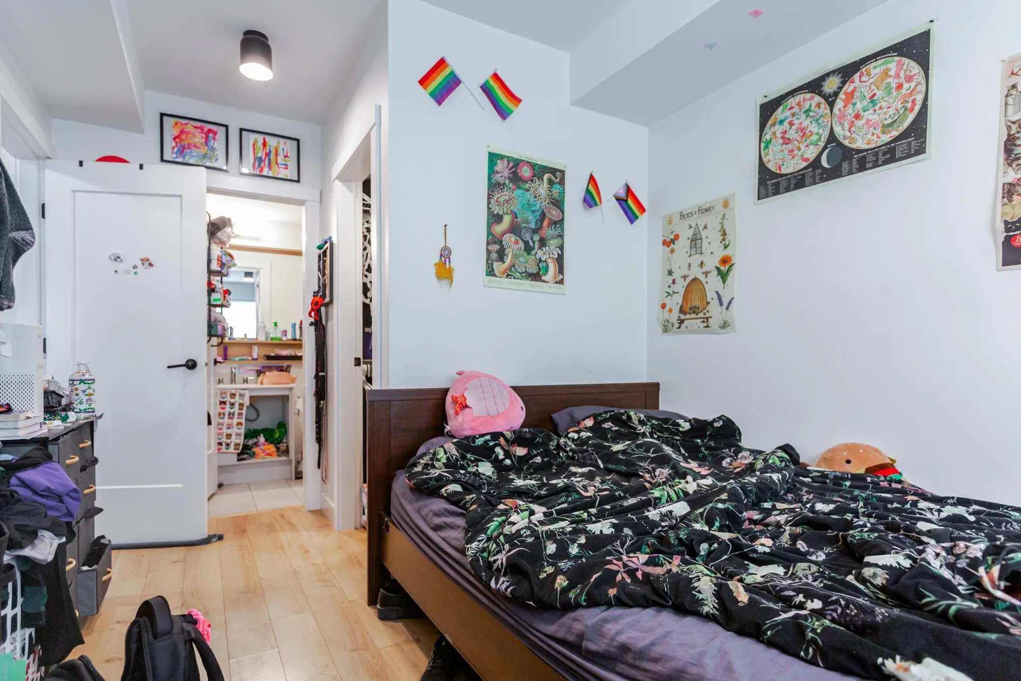 2493 Montrose Avenue #216-217