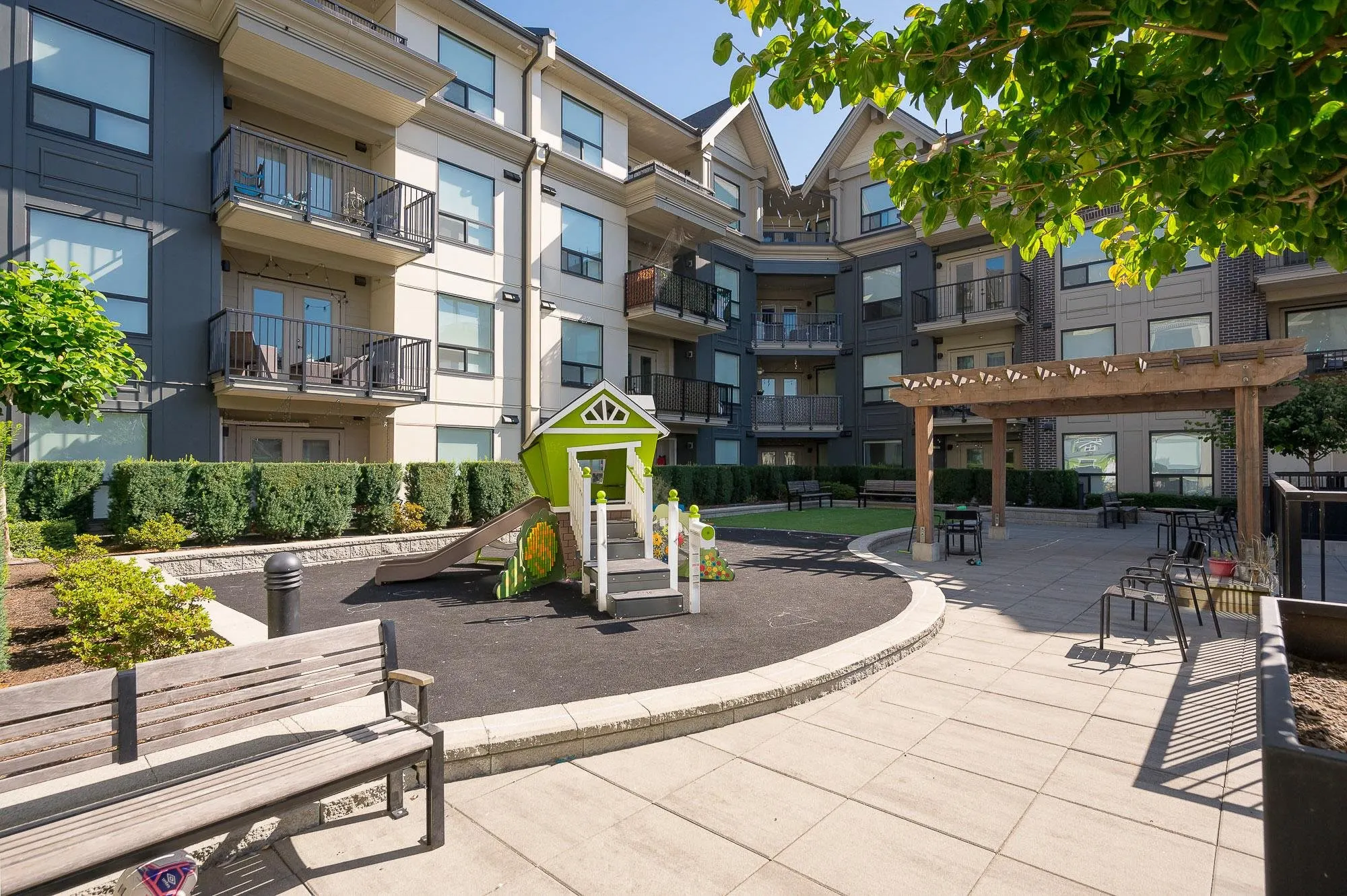 2493 Montrose Avenue #216-217