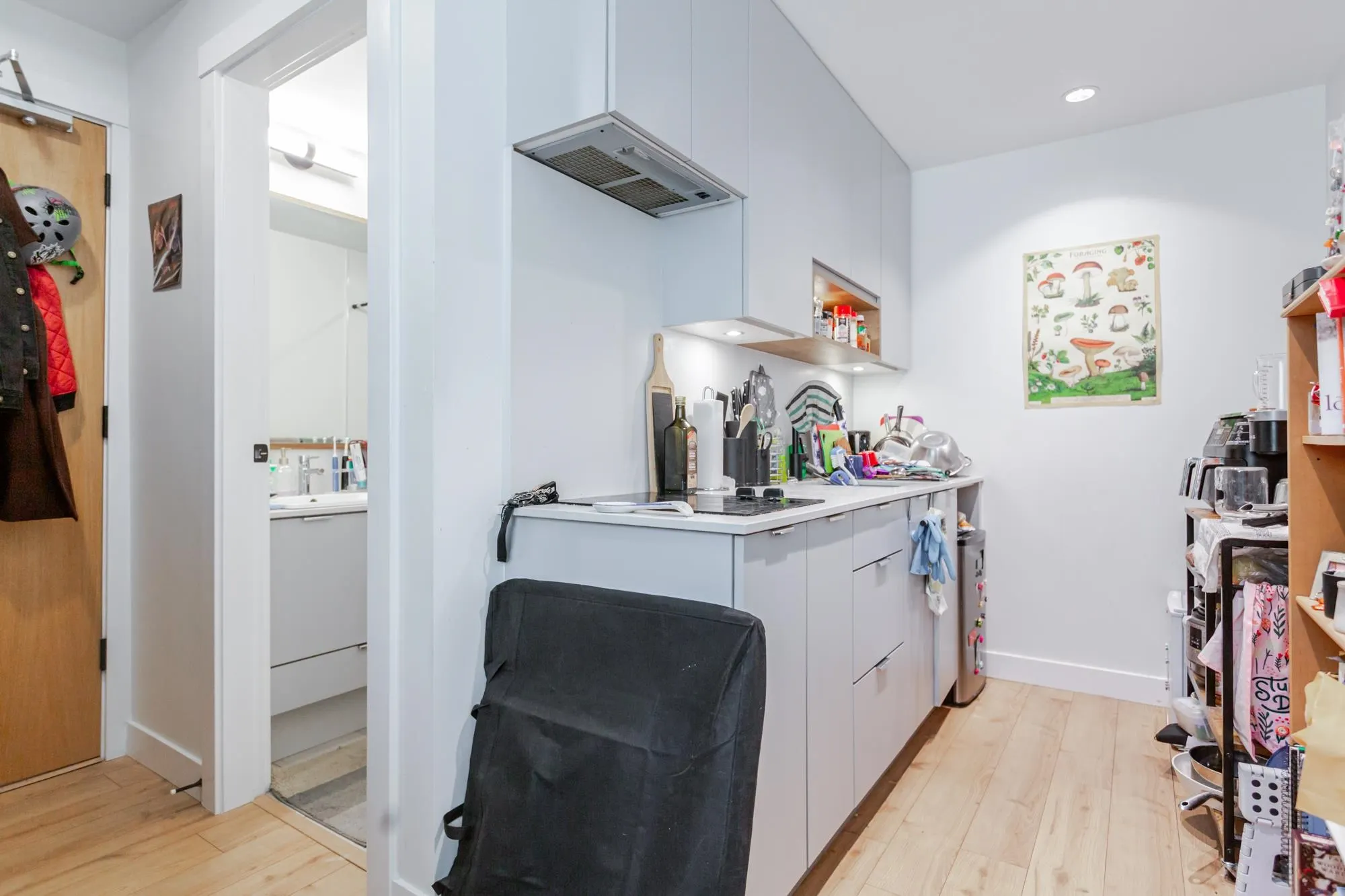 2493 Montrose Avenue #216-217
