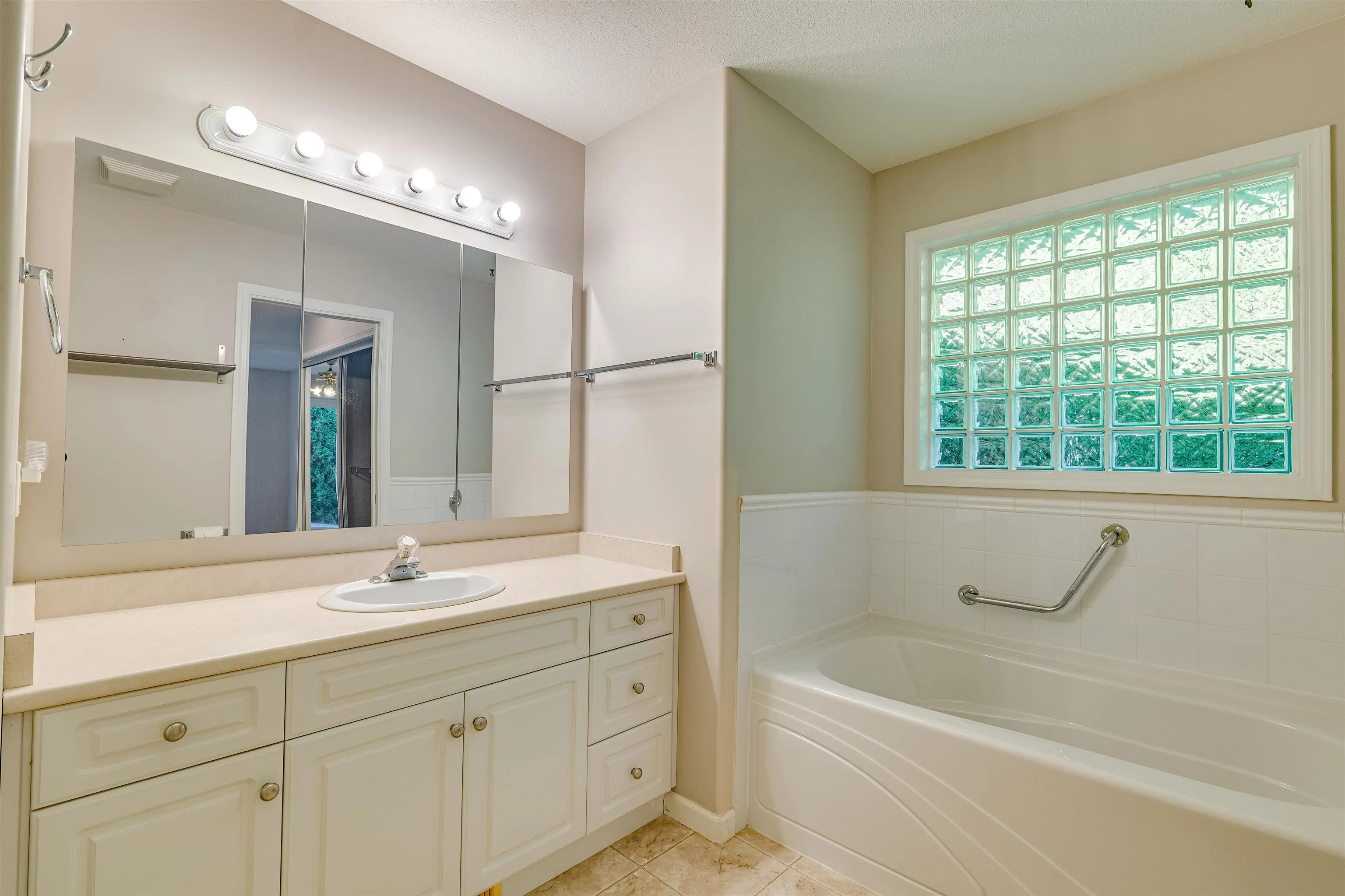 6001 Promontory Road #235