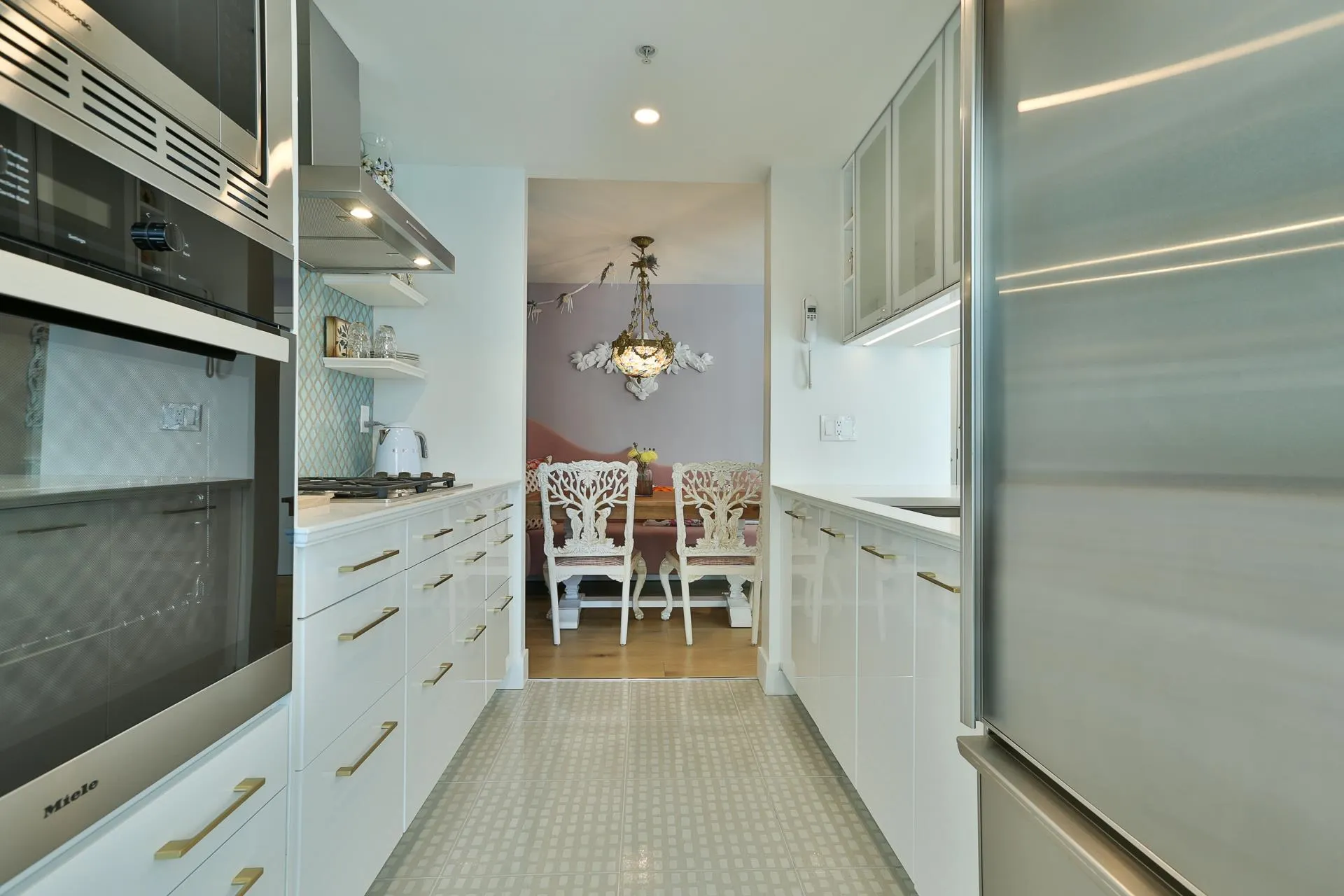 590 Nicola Street #904