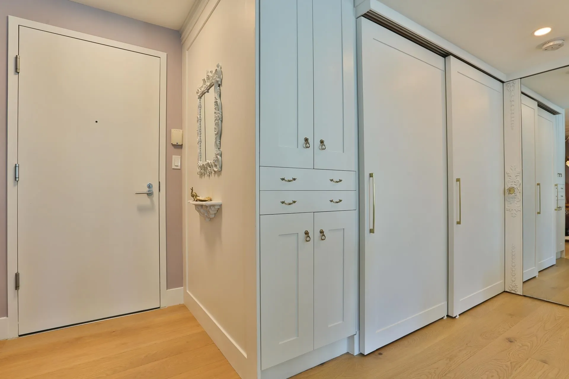 590 Nicola Street #904