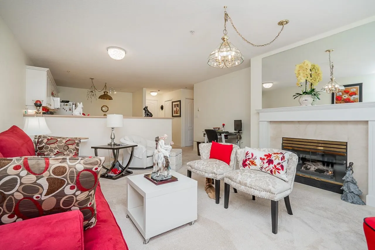 15340 19a Avenue #409