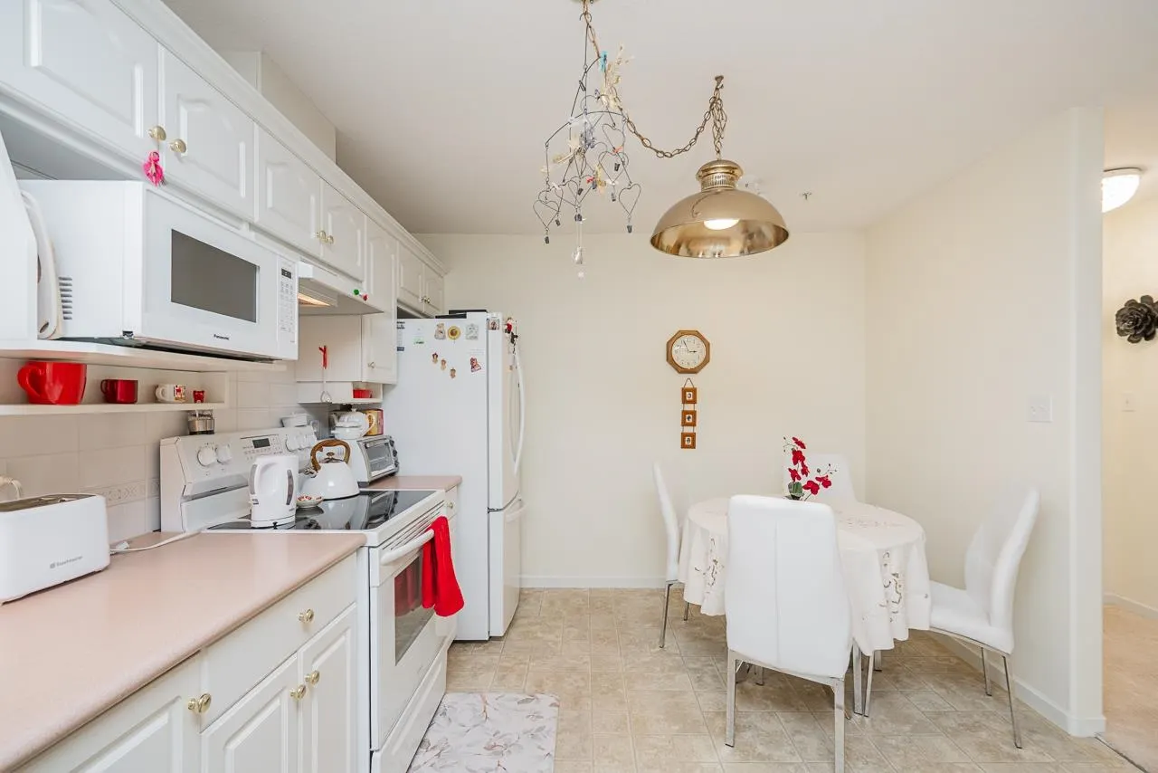 15340 19a Avenue #409