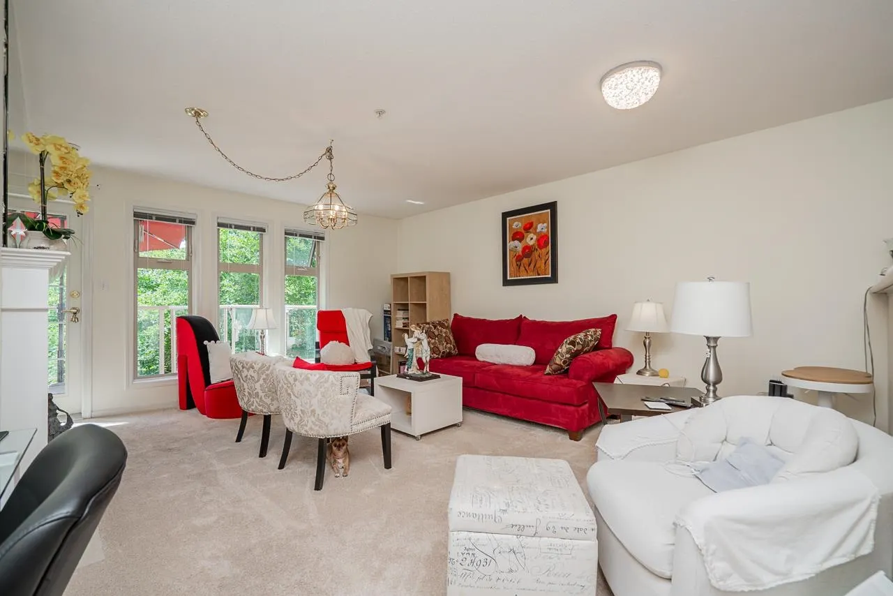 15340 19a Avenue #409