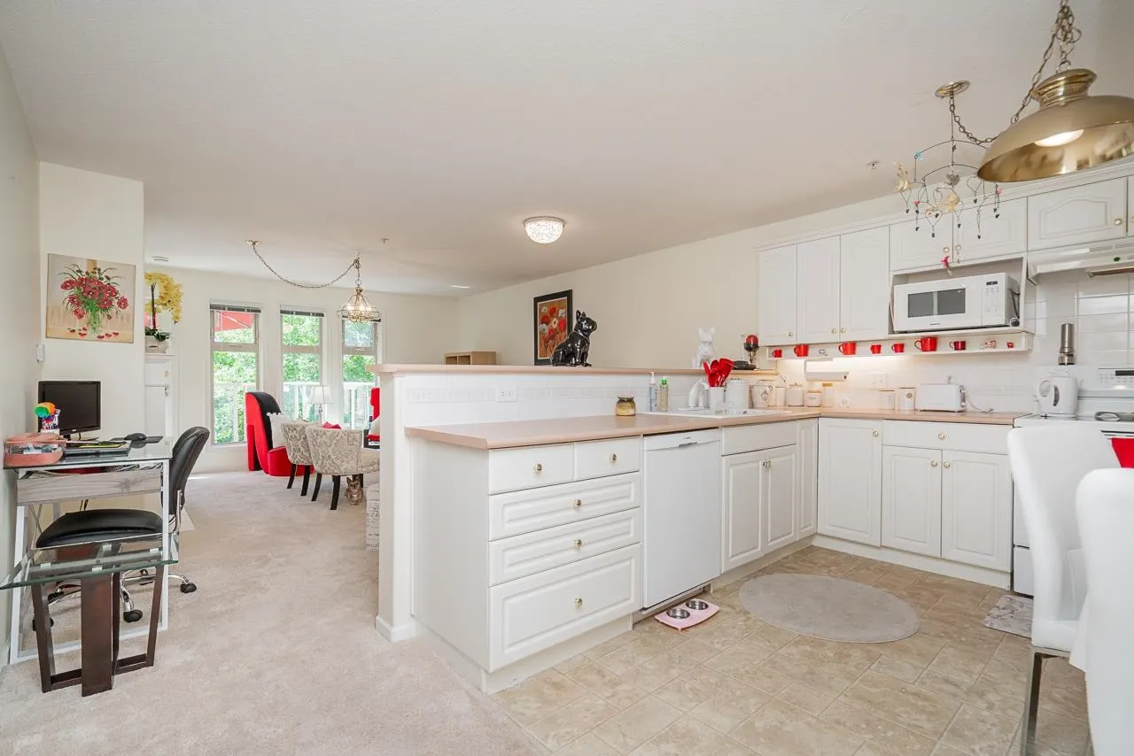 15340 19a Avenue #409