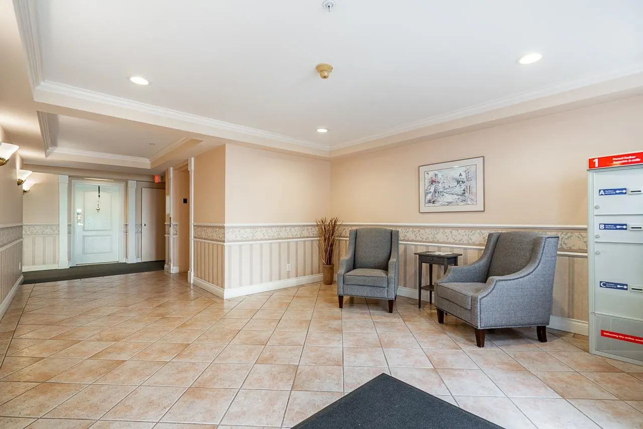 15340 19a Avenue #409