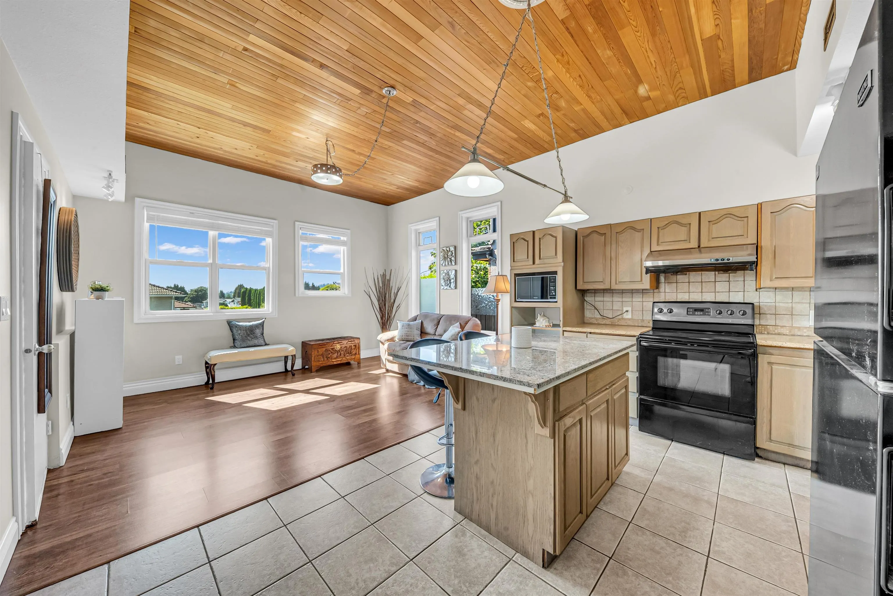 7347 Queenston Court