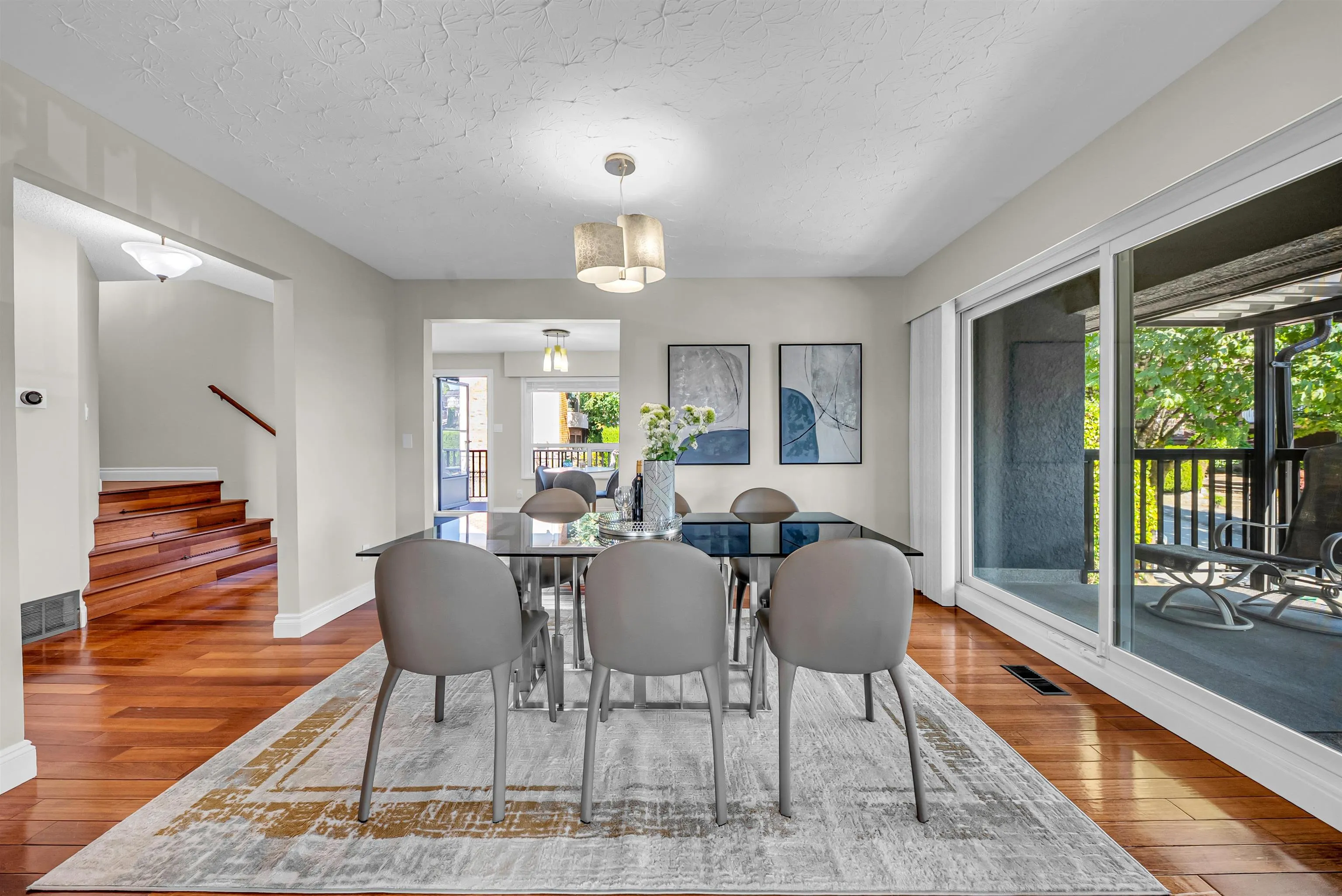 7347 Queenston Court