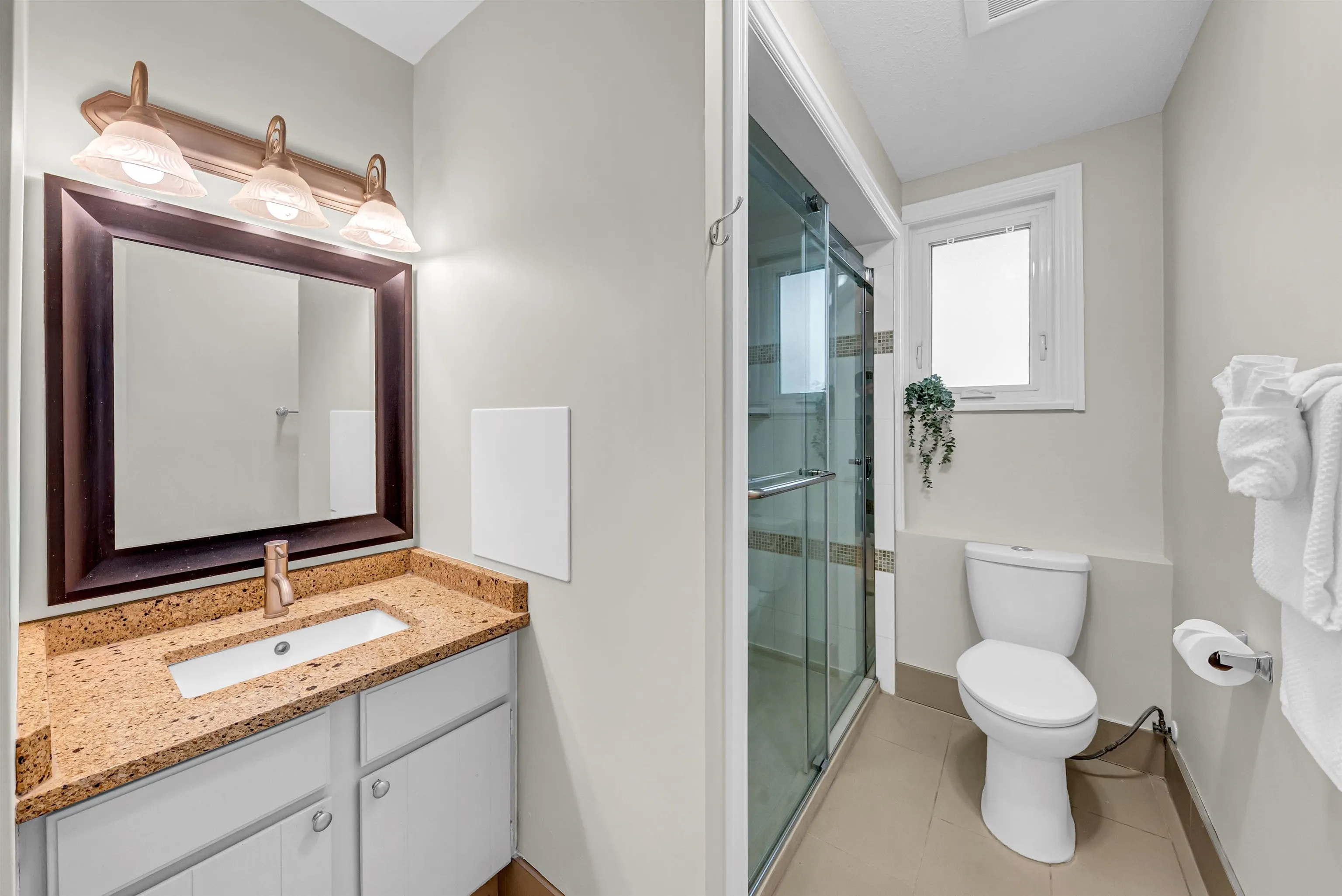 7347 Queenston Court