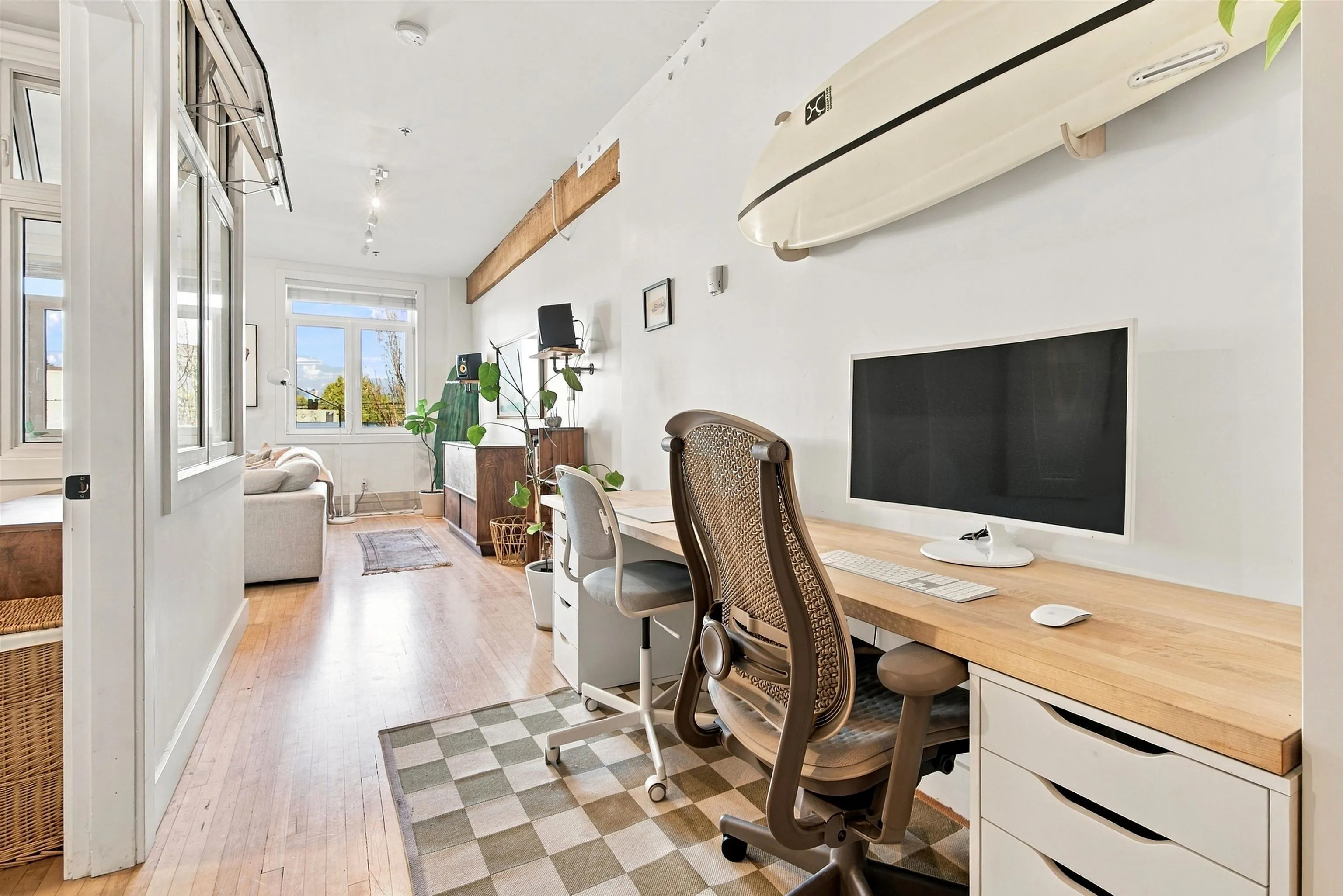 2556 E Hastings Street #202