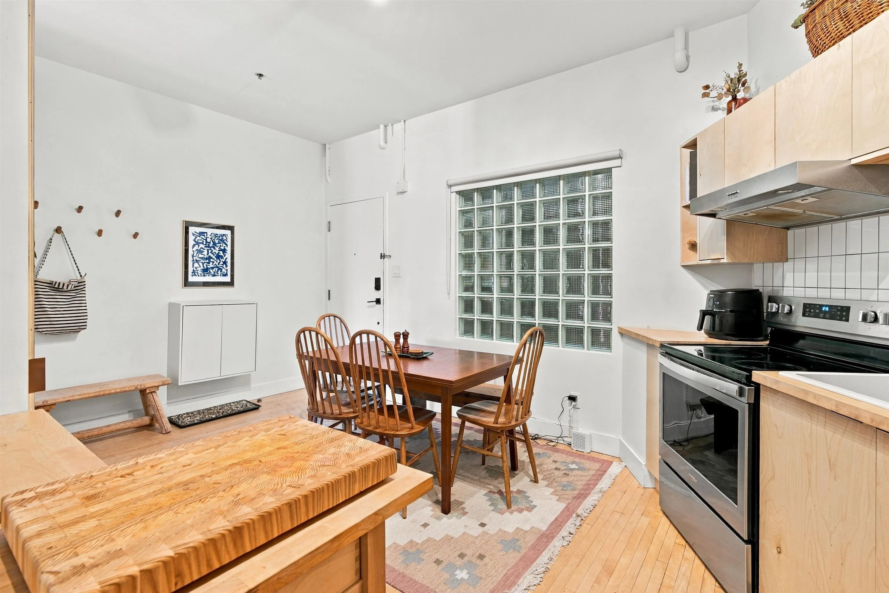 2556 E Hastings Street #202