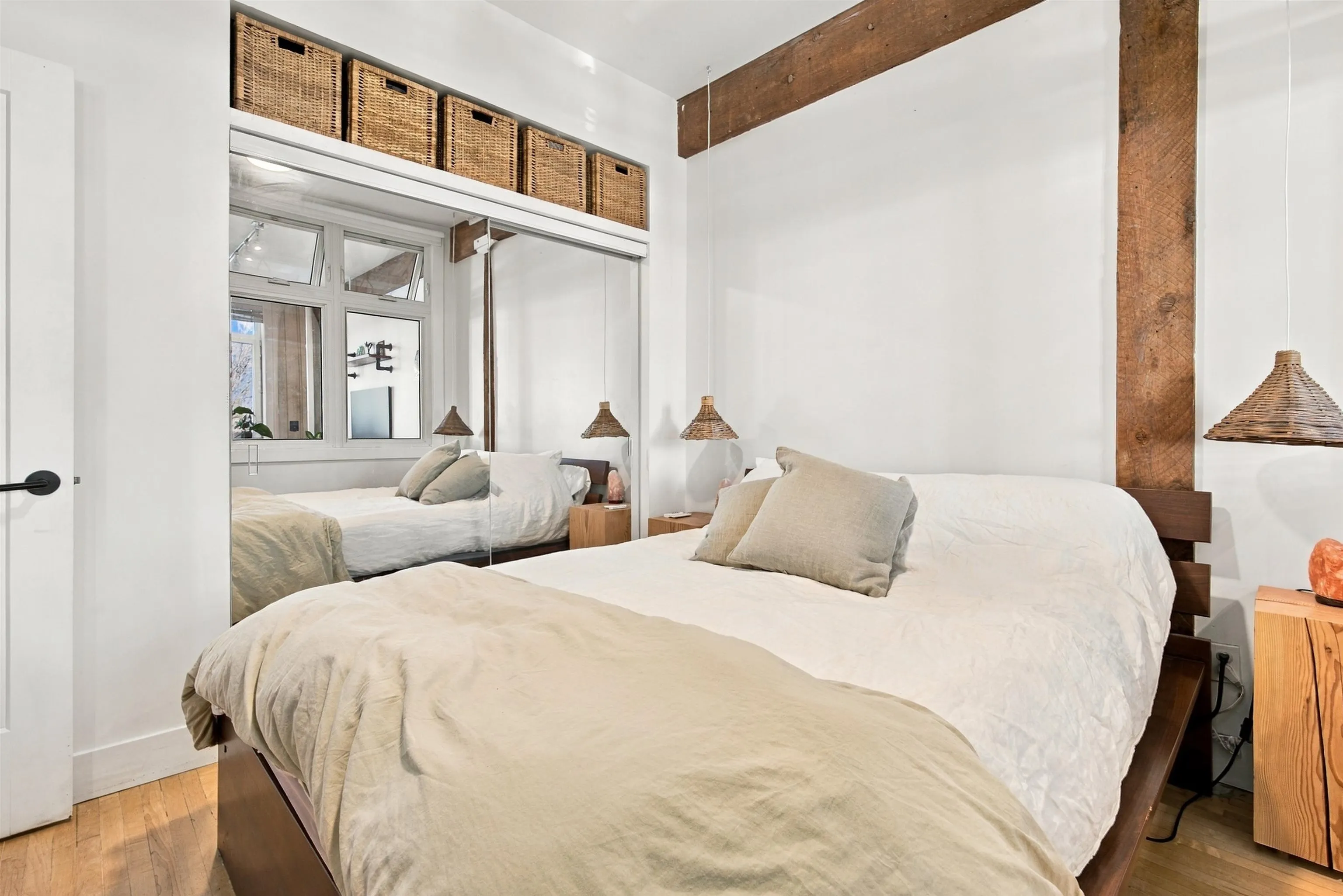 2556 E Hastings Street #202
