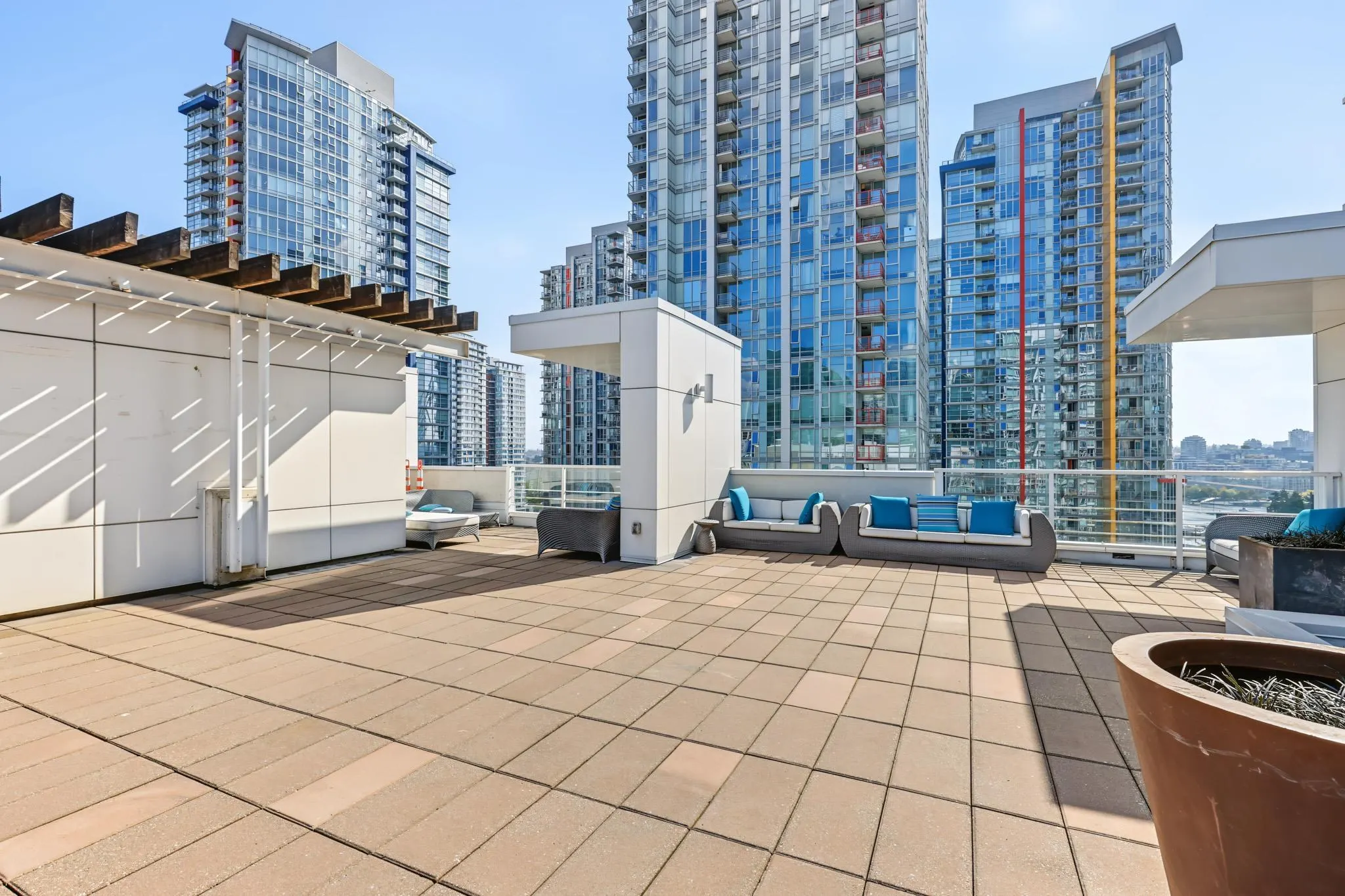 161 W Georgia Street #315
