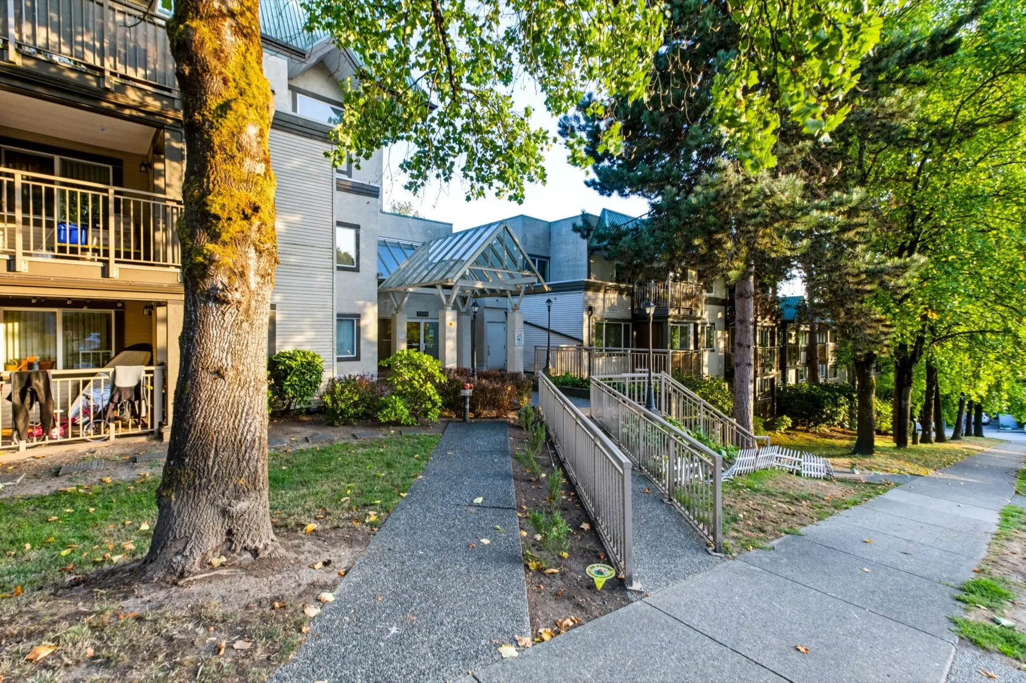 1310 Cariboo Street #612