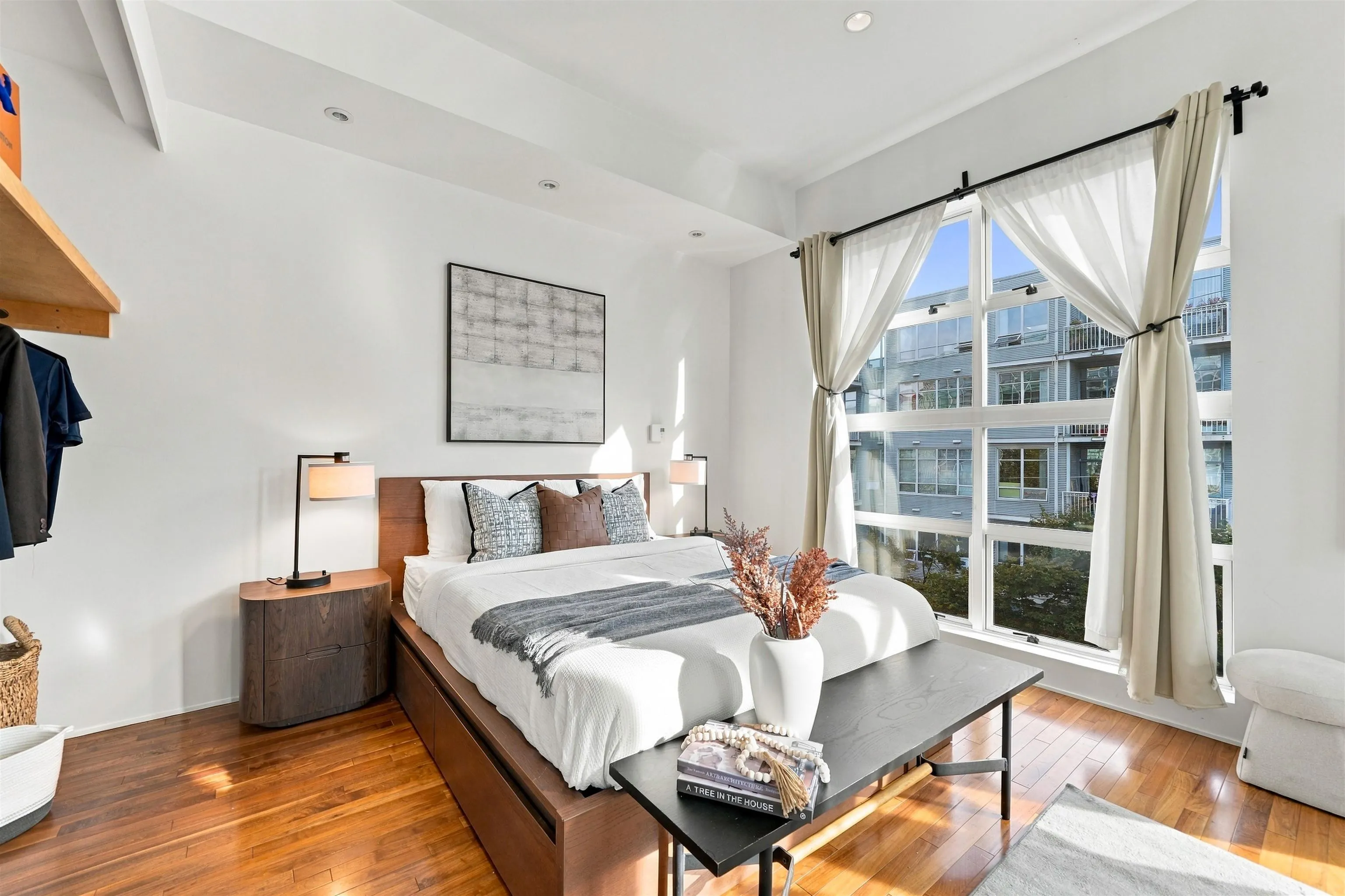 272 E 4th Avenue #307
