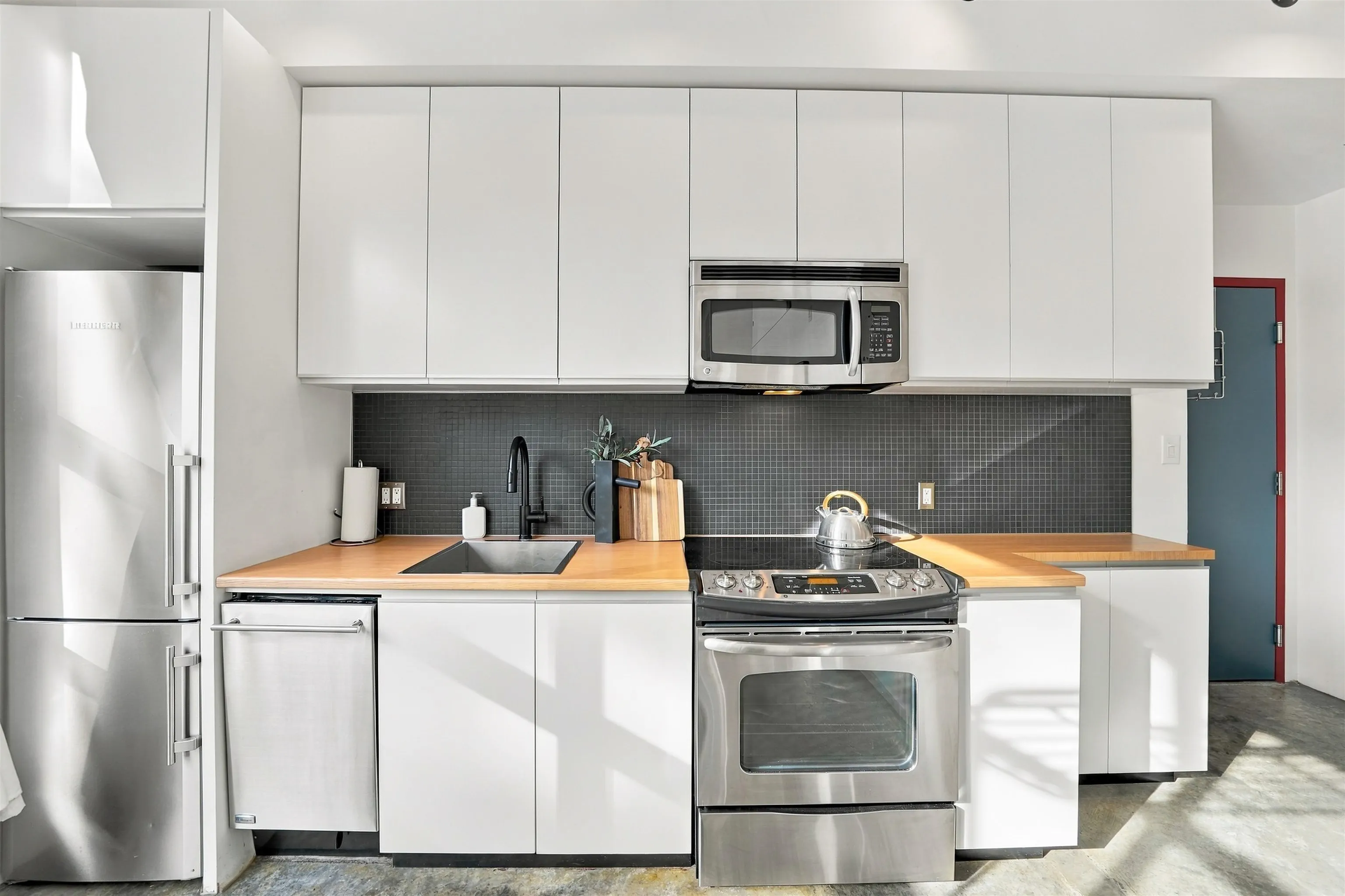272 E 4th Avenue #307