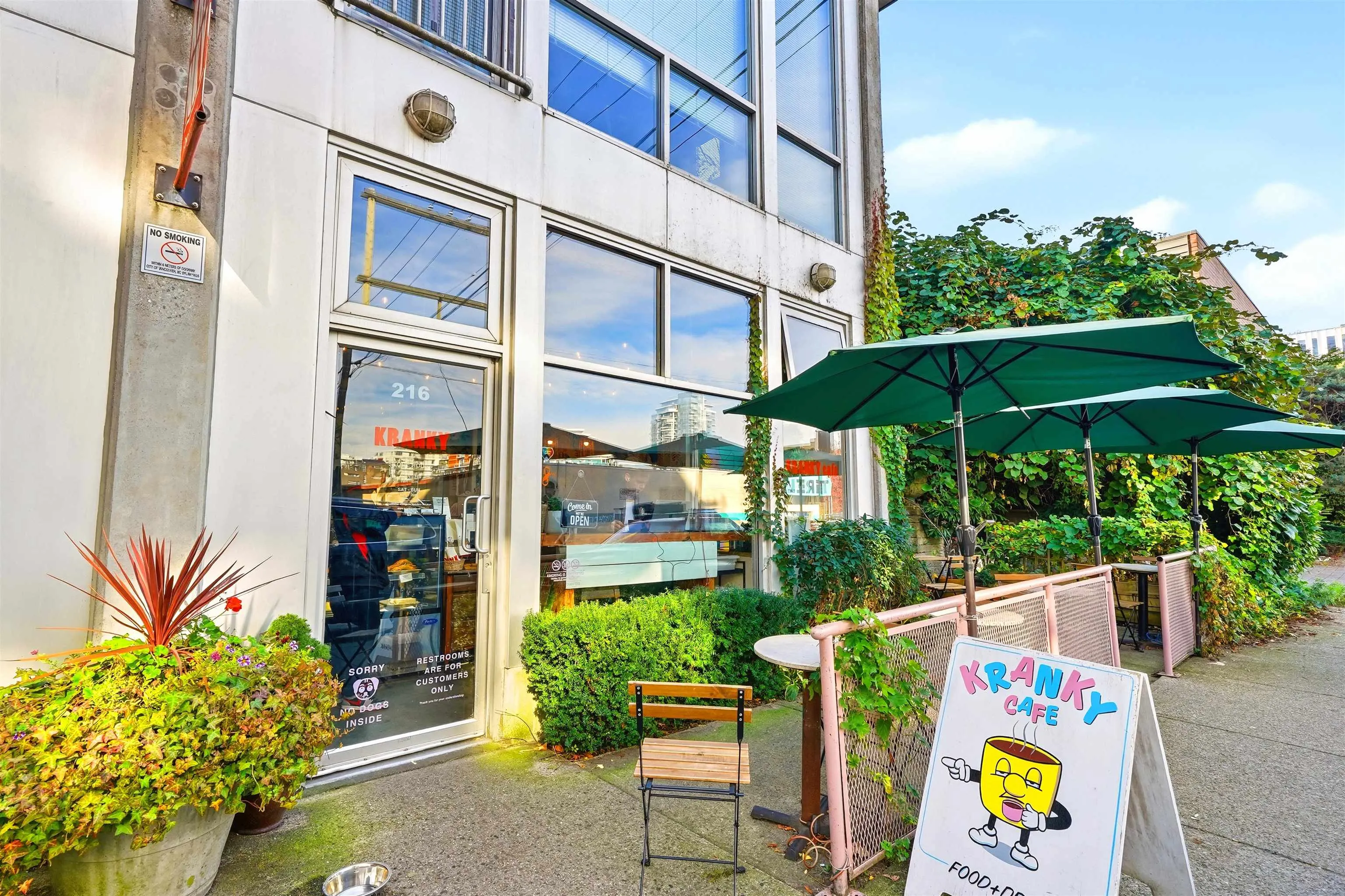 272 E 4th Avenue #307
