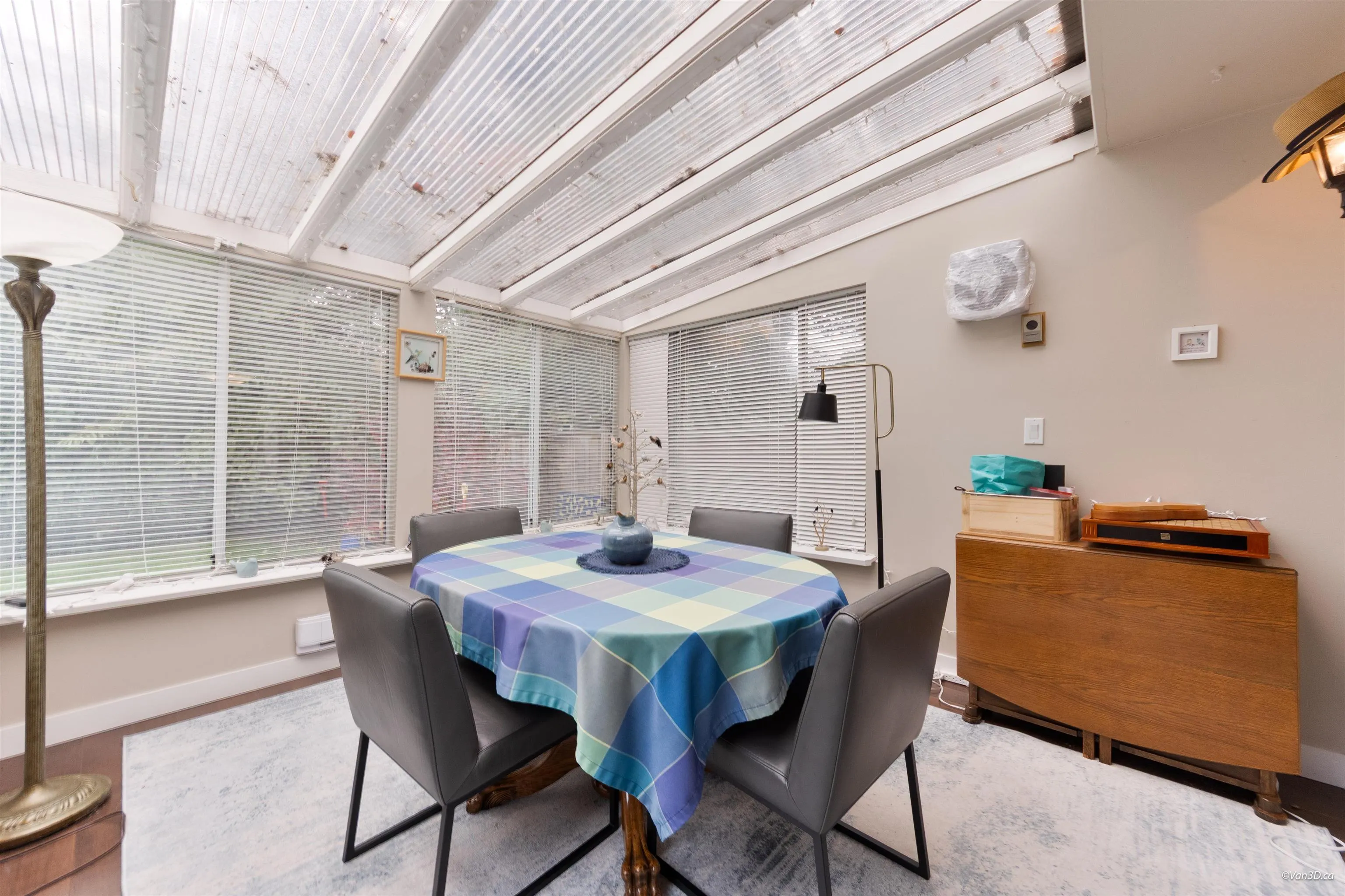 15089 19a Avenue