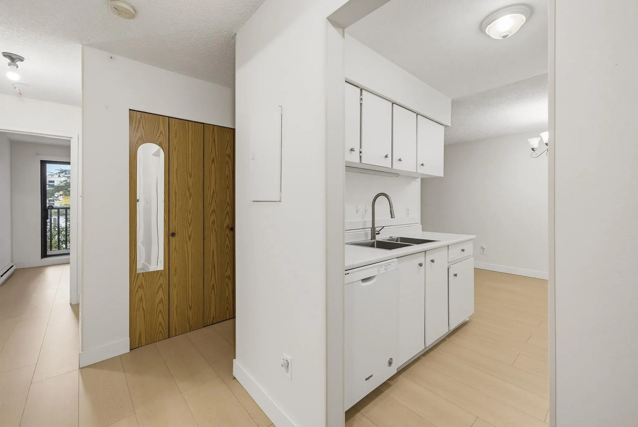 15238 100 Avenue #101