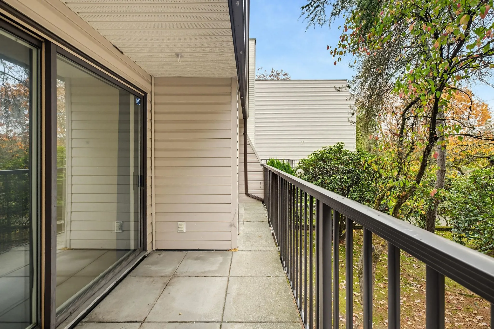 15238 100 Avenue #101