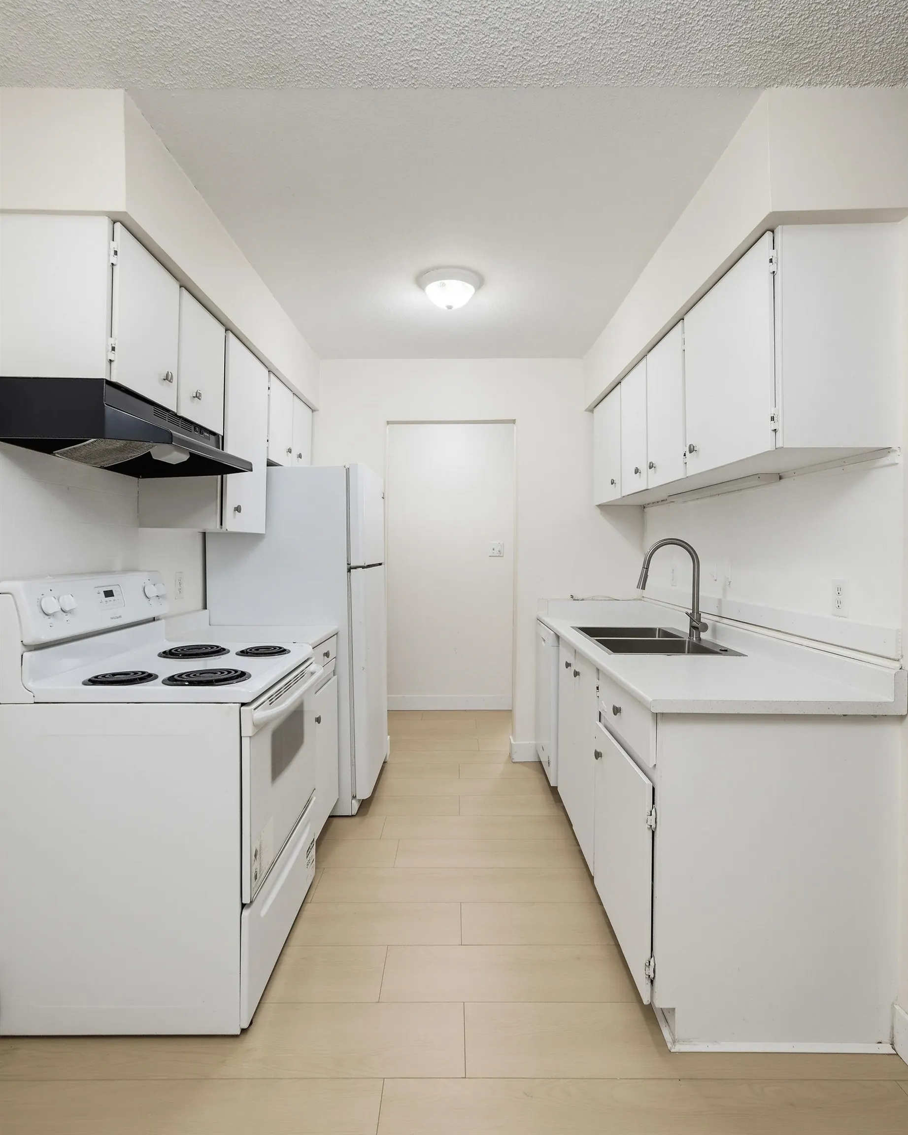15238 100 Avenue #101