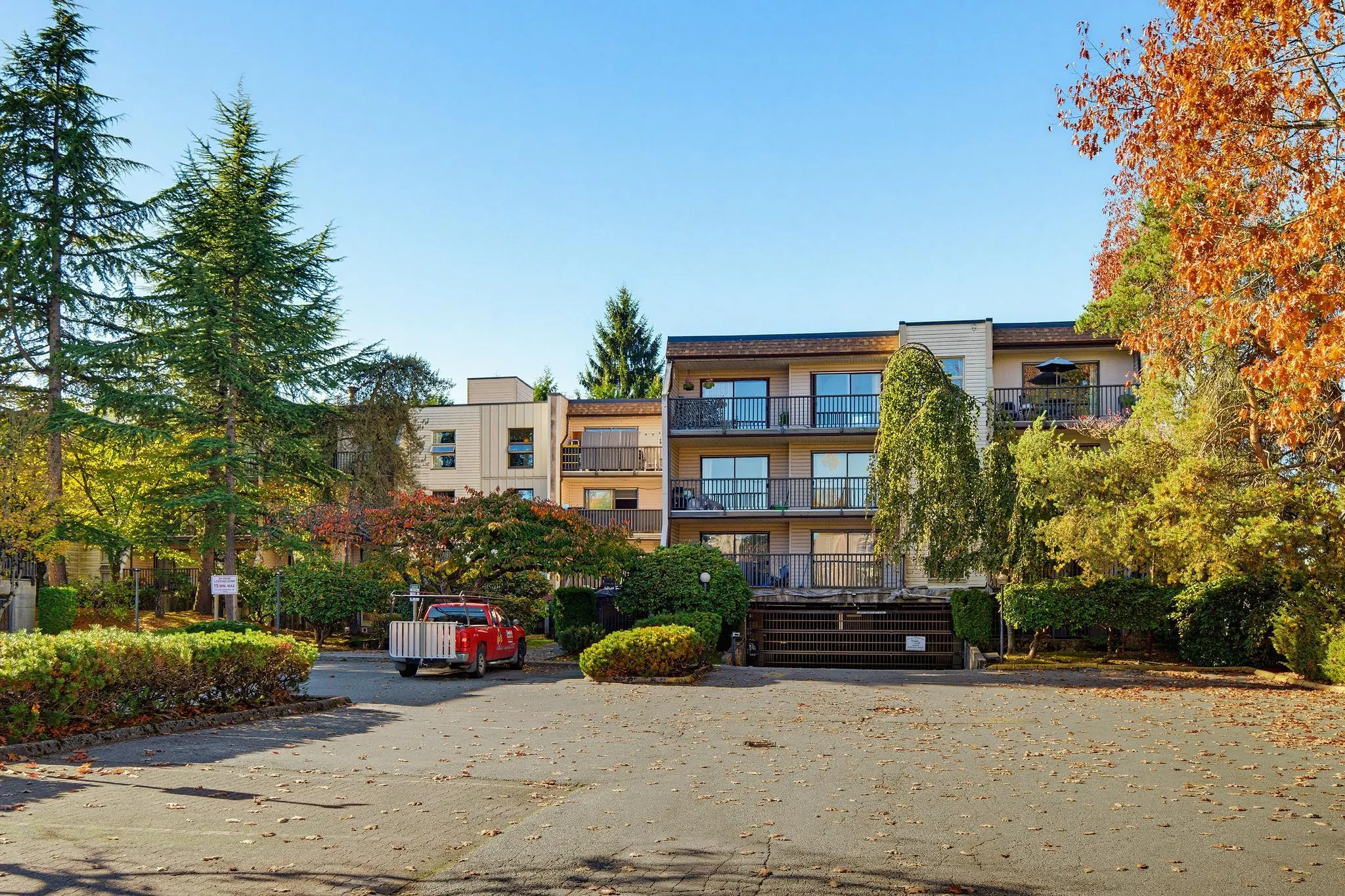 15238 100 Avenue #101