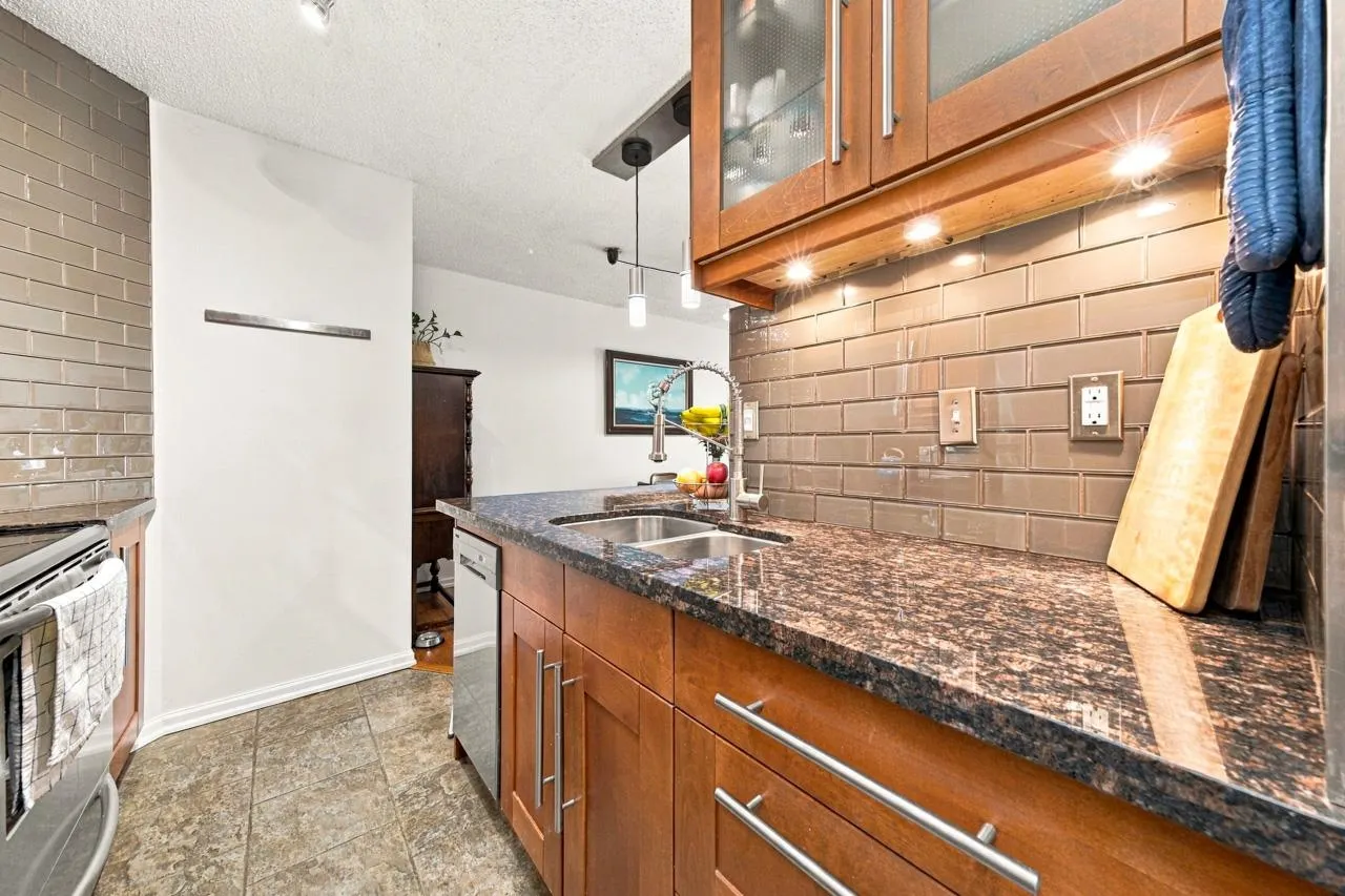 750 E 7th Avenue #319