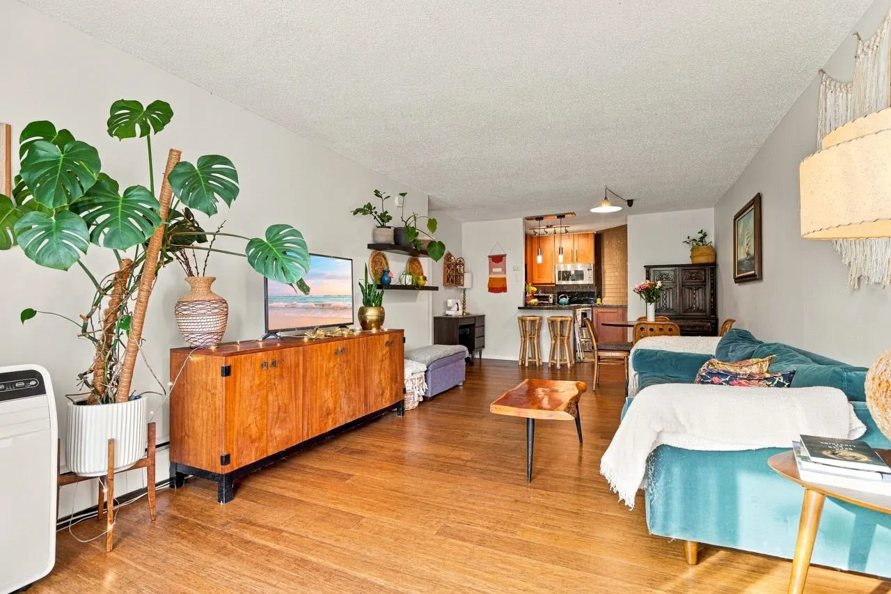 750 E 7th Avenue #319