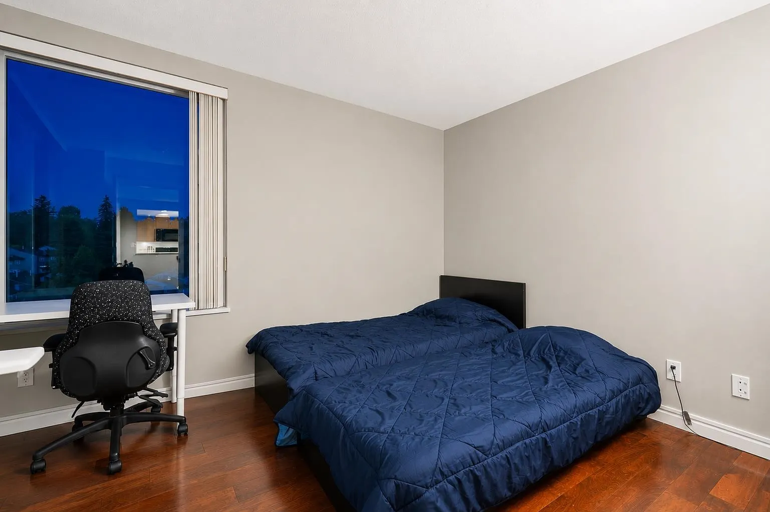 235 Guildford Way #1105