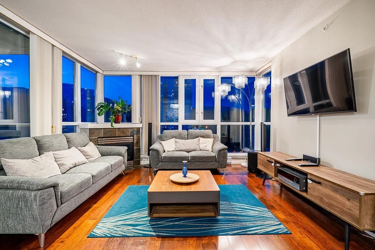 235 Guildford Way #1105