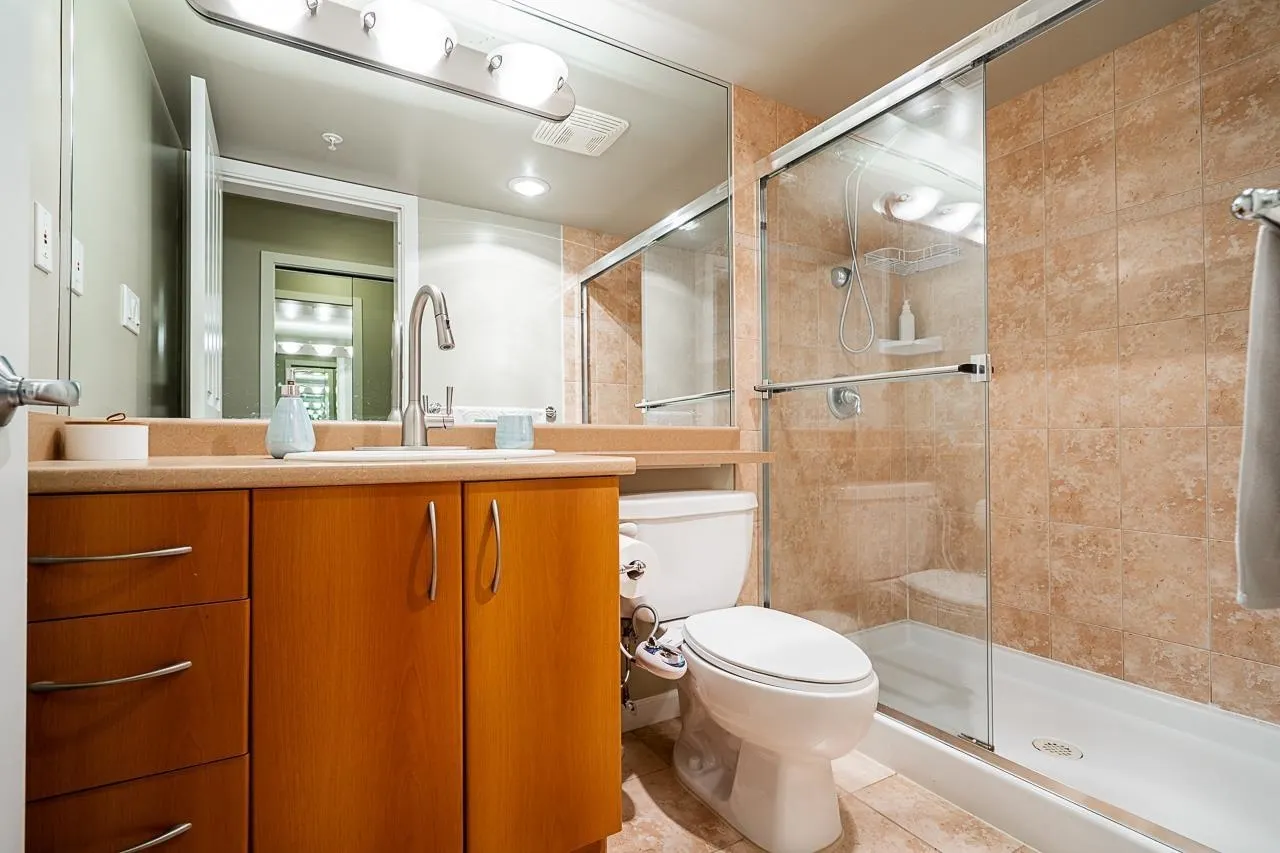 235 Guildford Way #1105