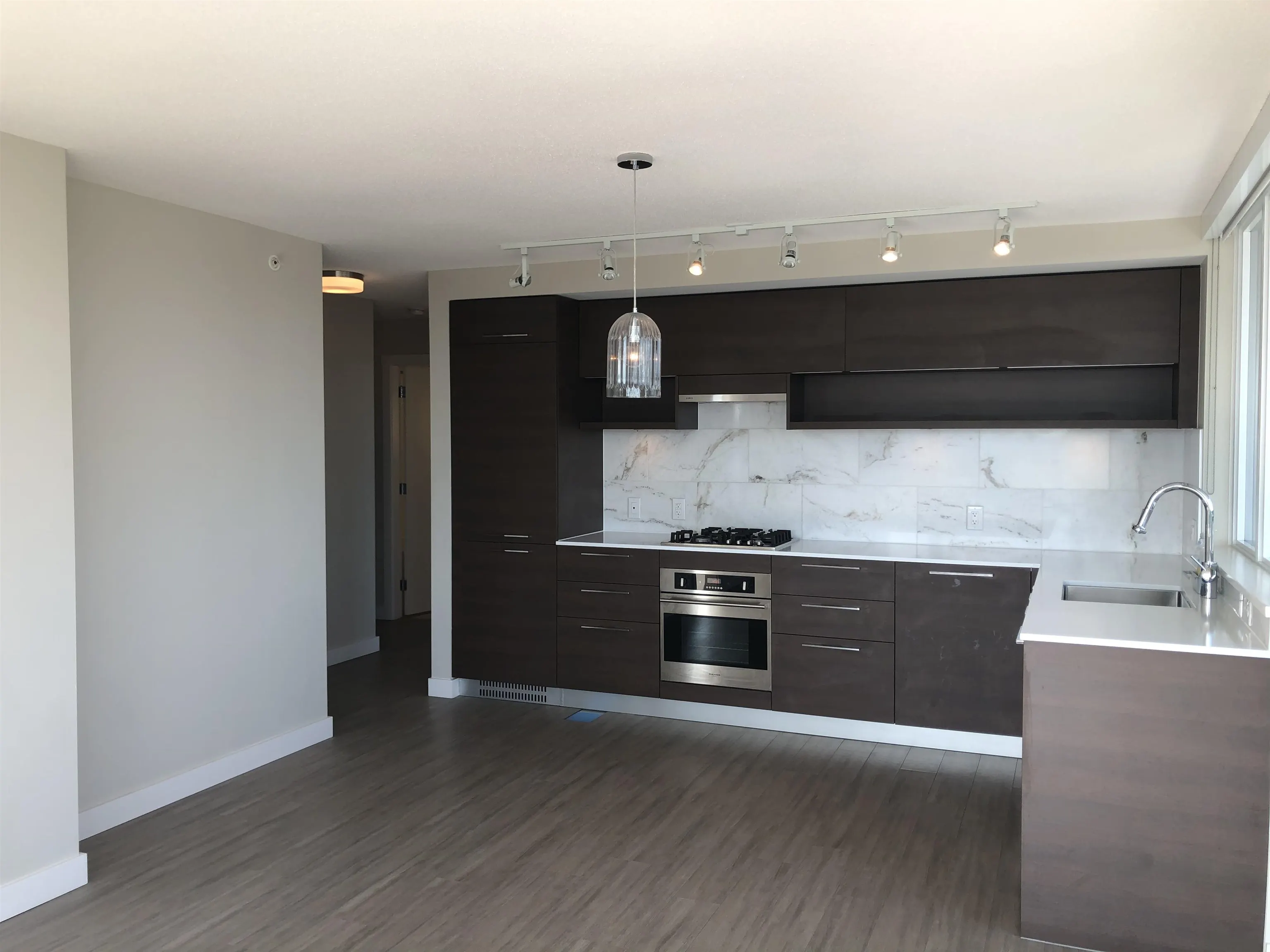 570 Emerson Street #1907