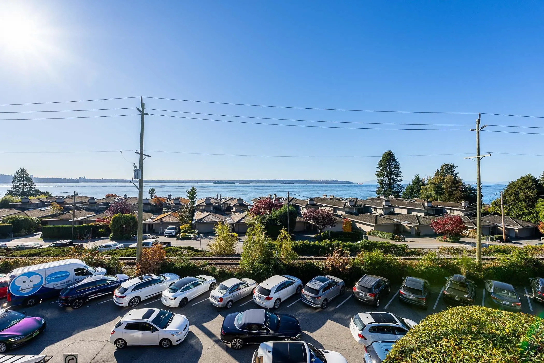 2433 Bellevue Avenue #201