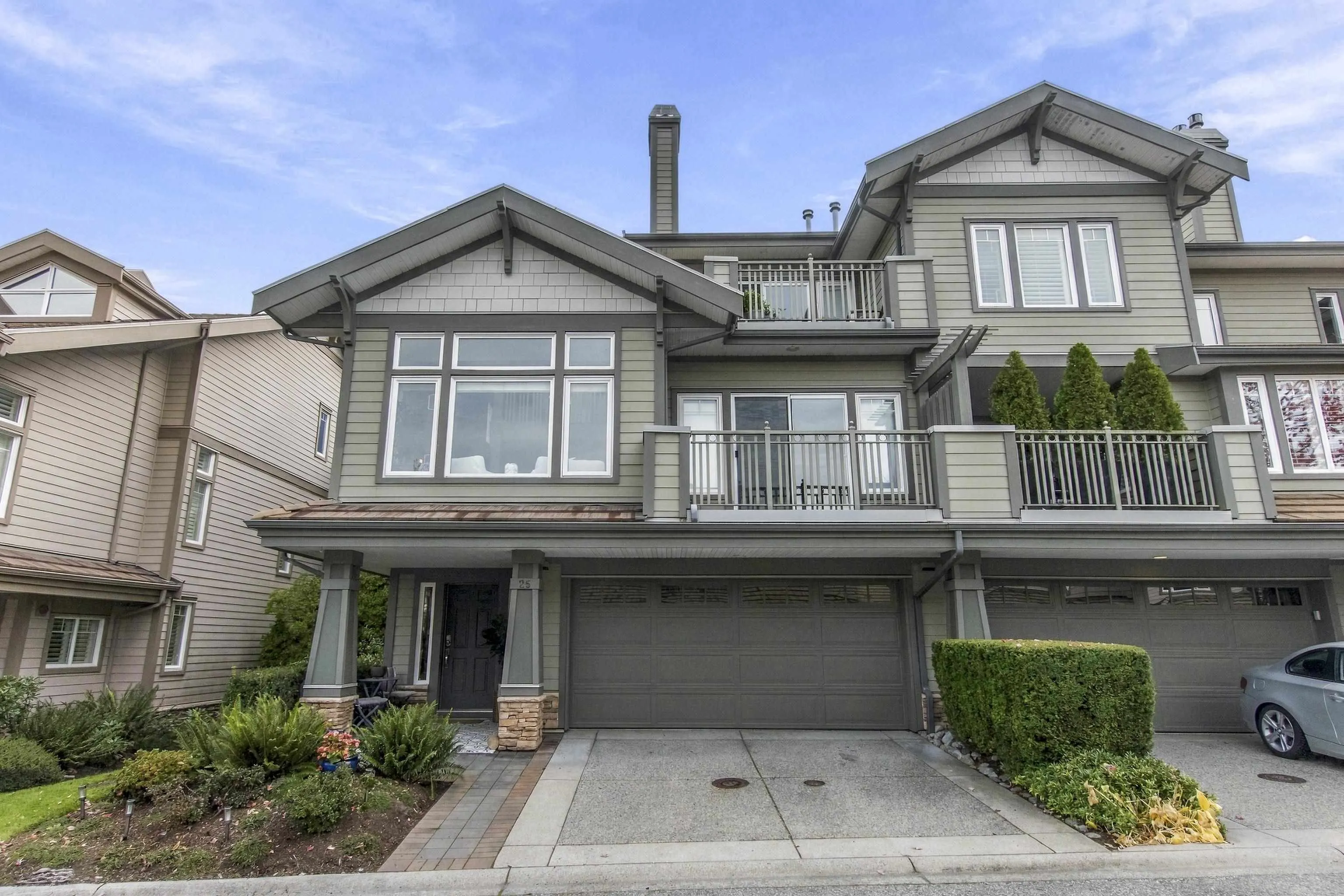 25 Whitecap Court
