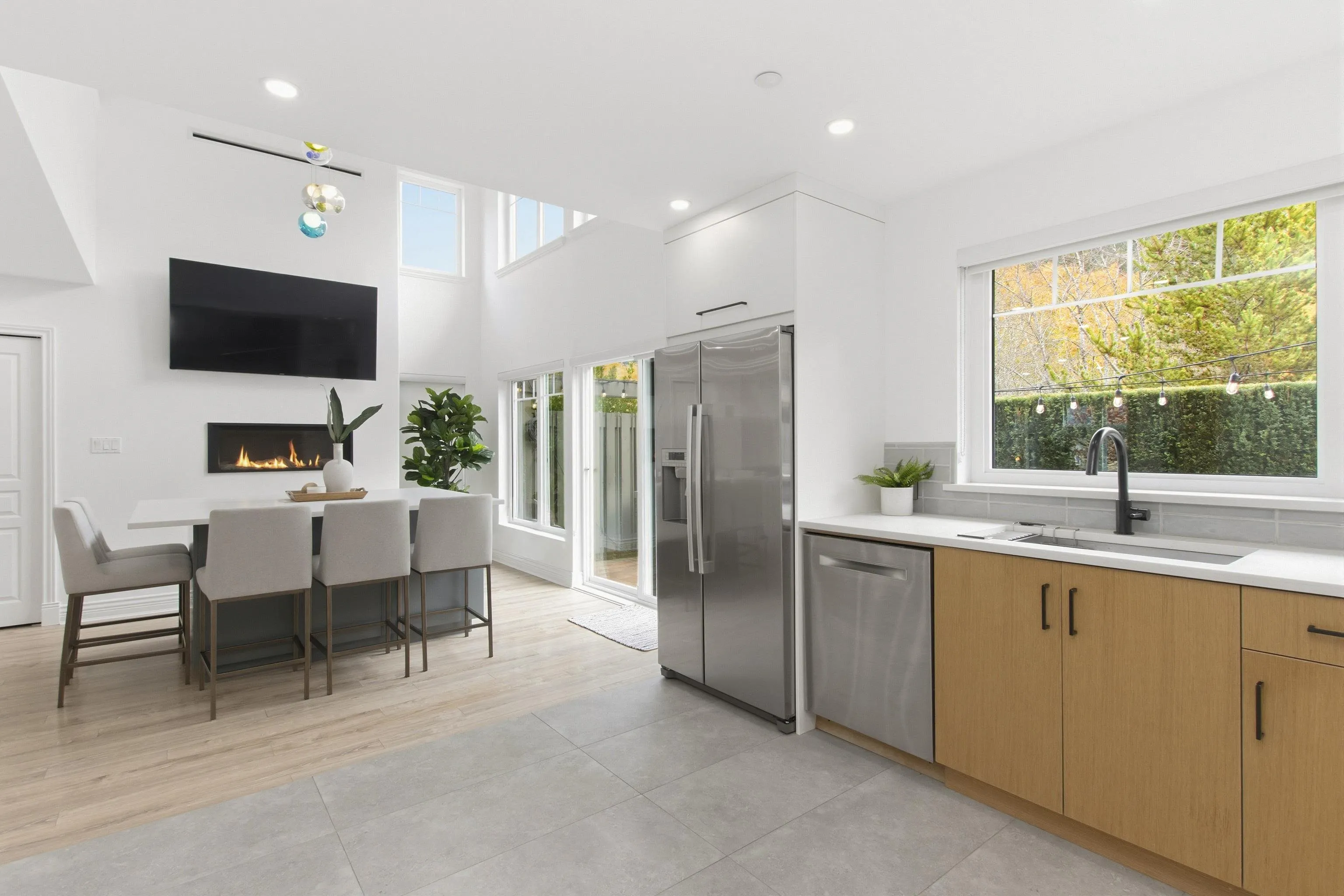 25 Whitecap Court