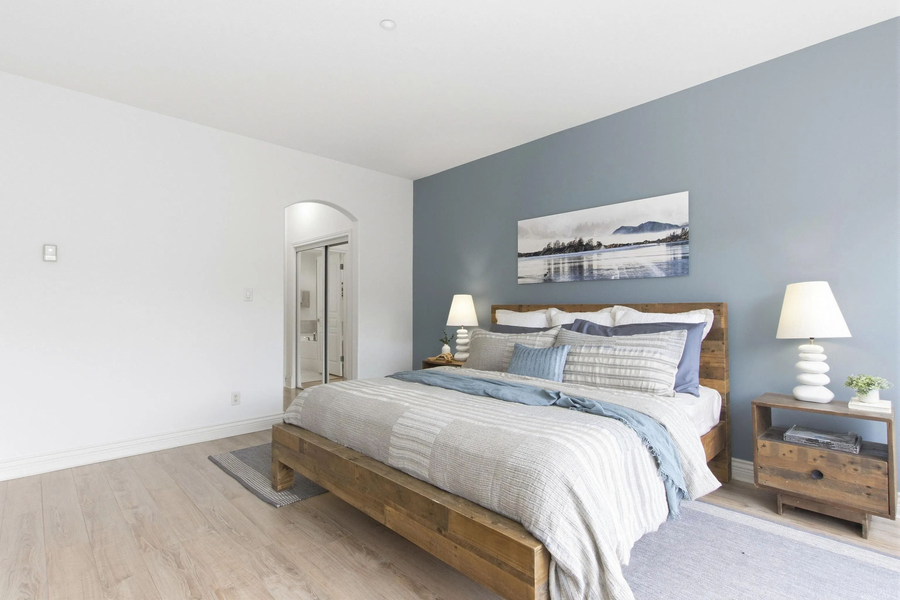 25 Whitecap Court