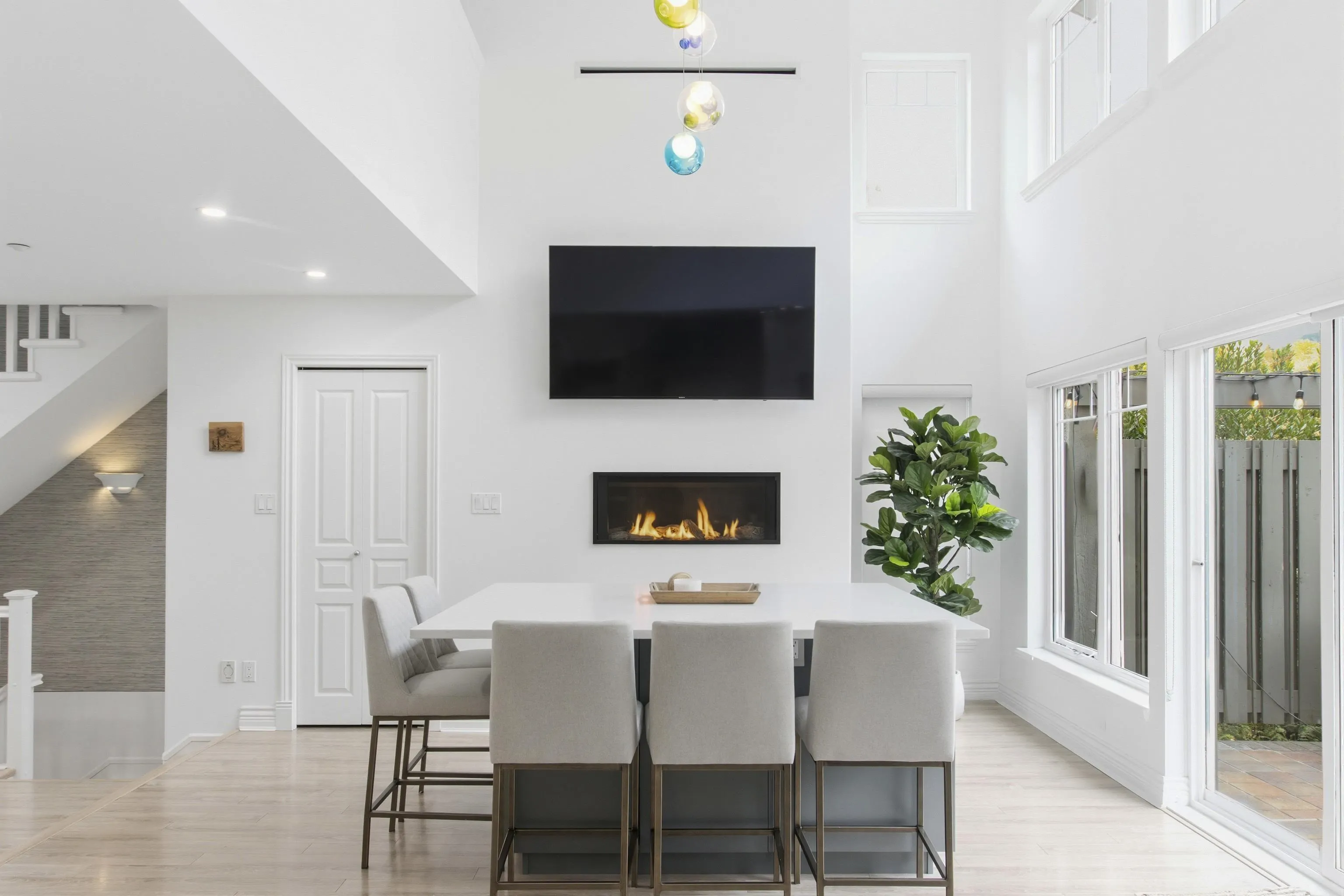 25 Whitecap Court