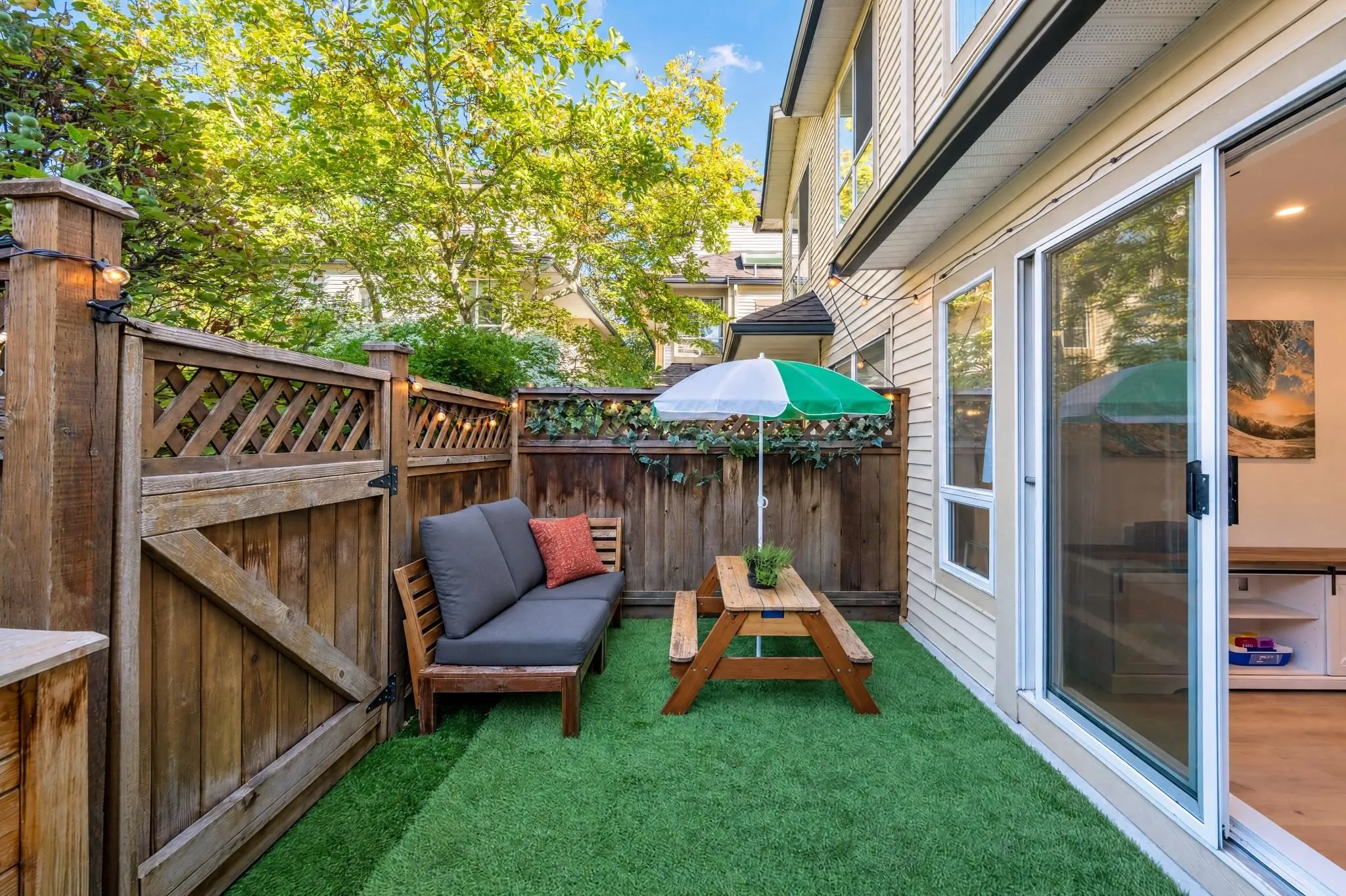4311 Sophia Street #29
