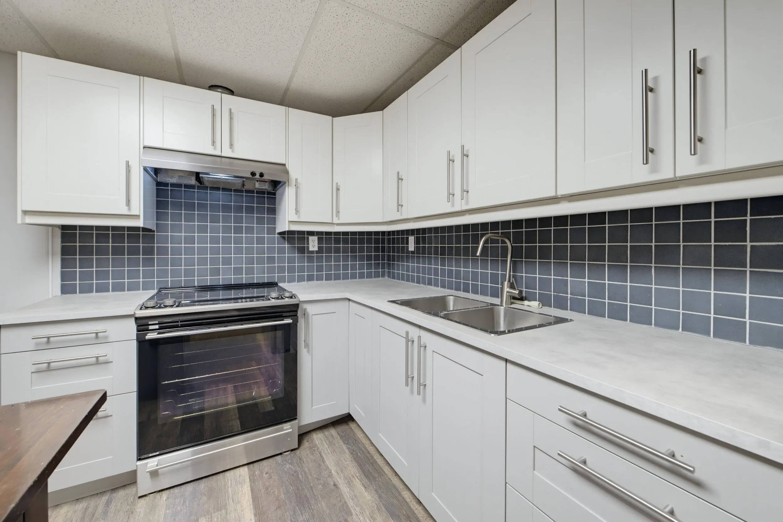 19979 50a Avenue
