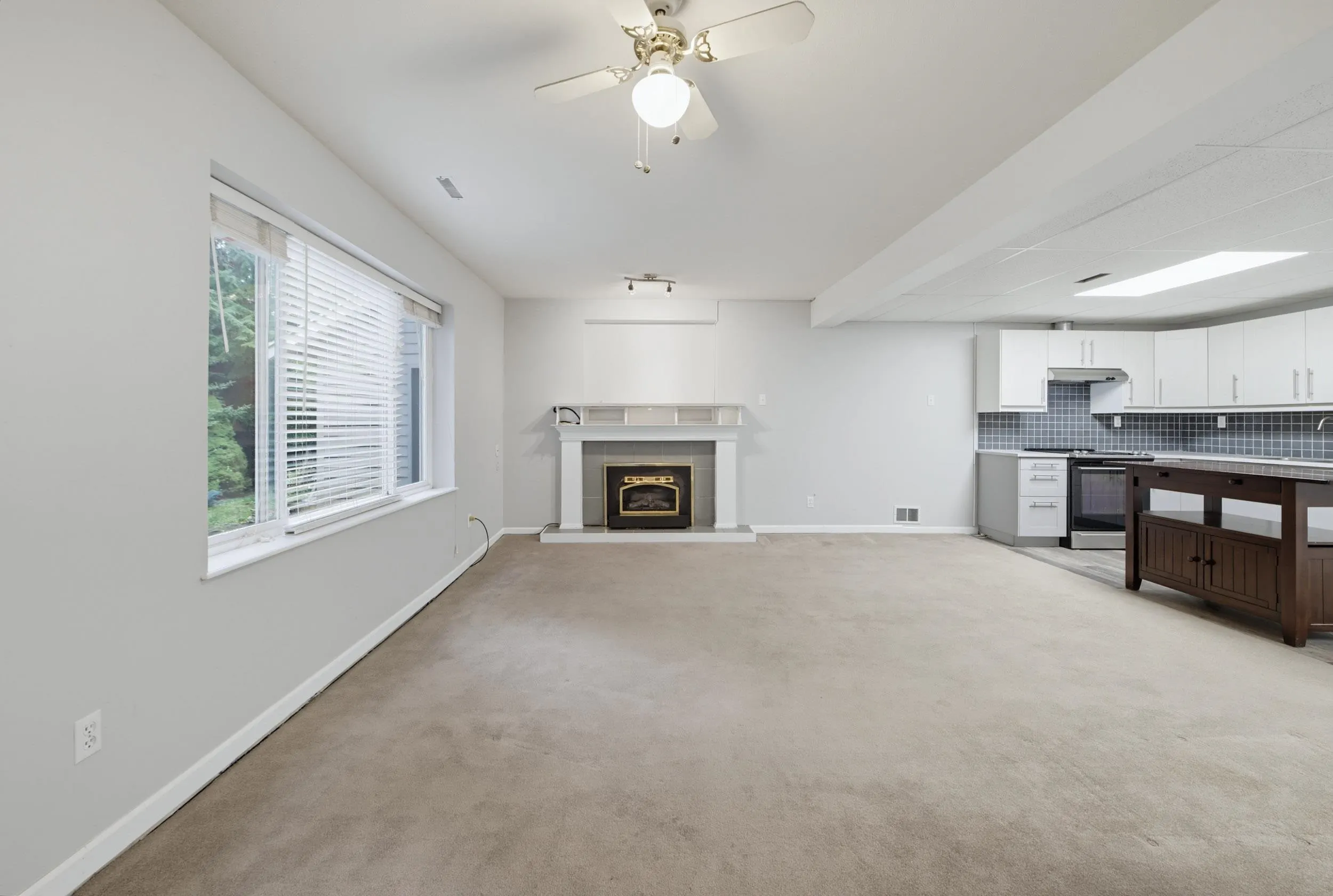 19979 50a Avenue