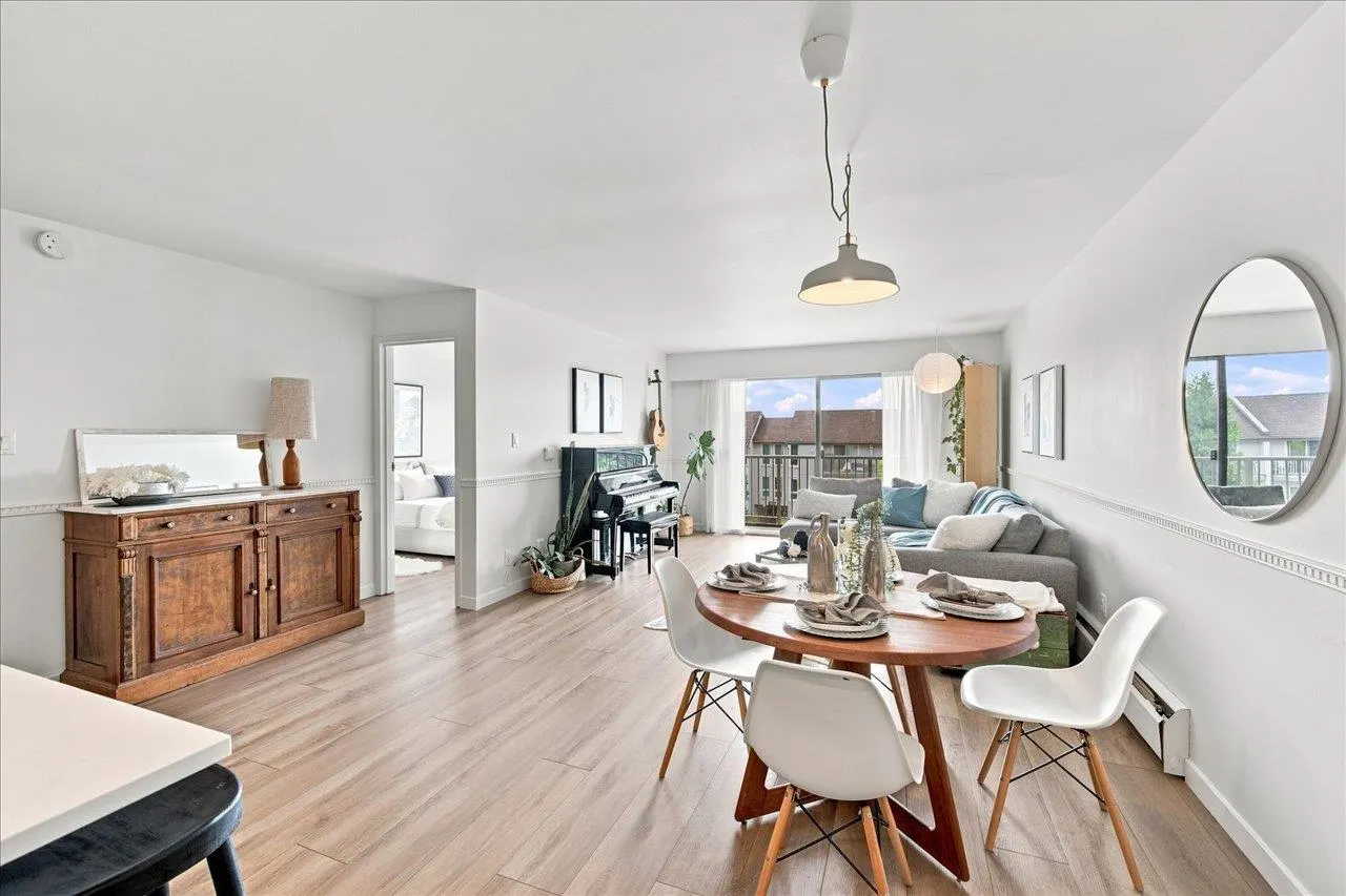 236 W 2nd Street #207