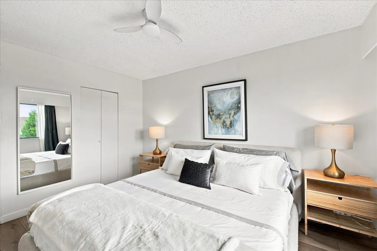 236 W 2nd Street #207